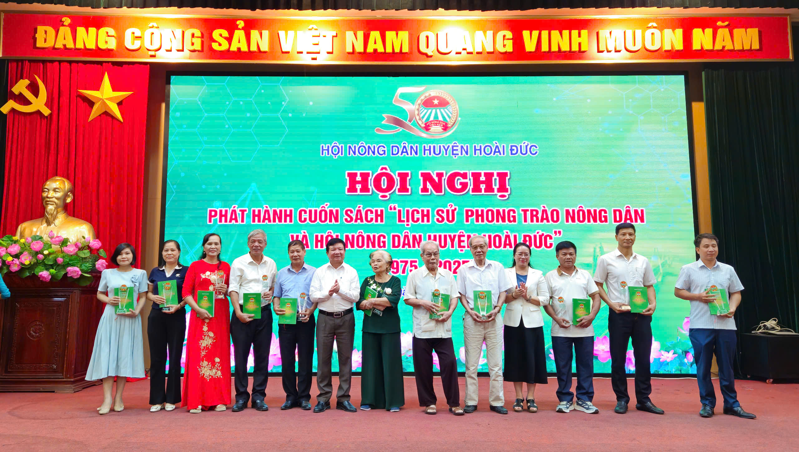 50 năm, Hội Nông dân huyện Hoài Đức đã phát triển 15.000 hội viên - ảnh 8