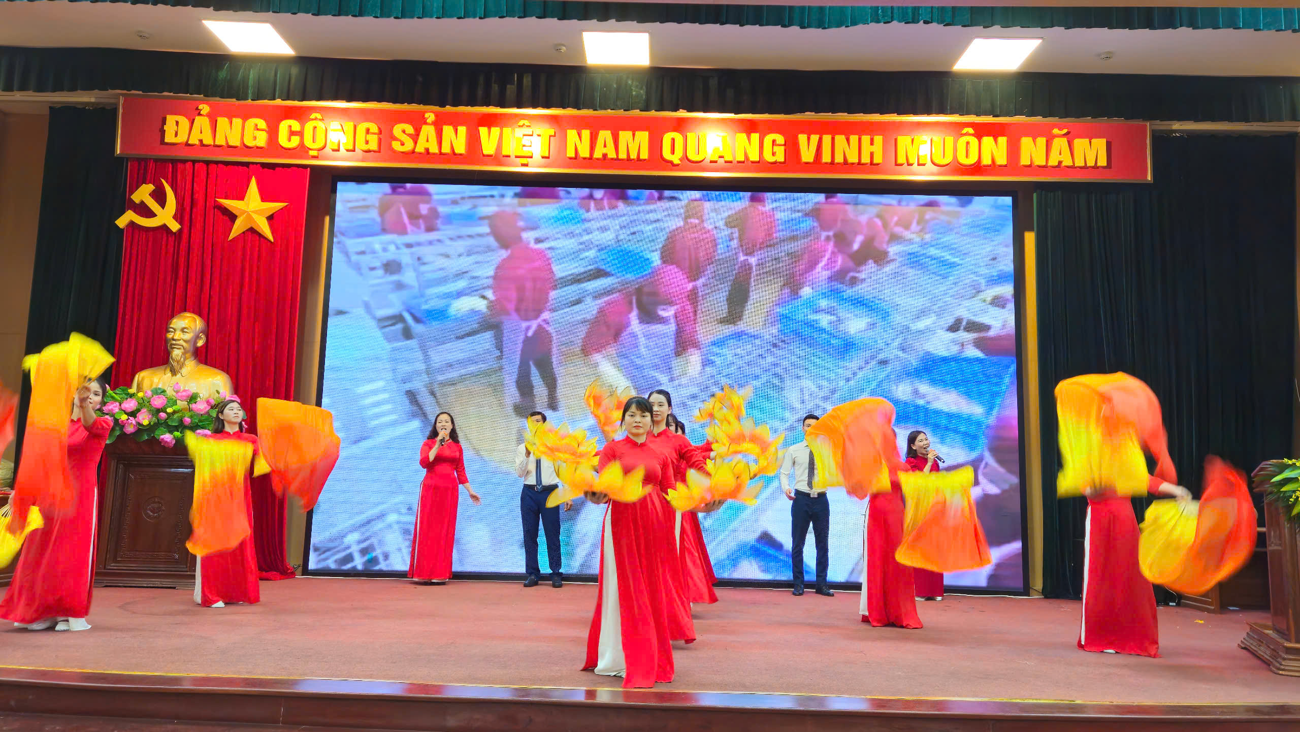 50 năm, Hội Nông dân huyện Hoài Đức đã phát triển 15.000 hội viên - ảnh 4
