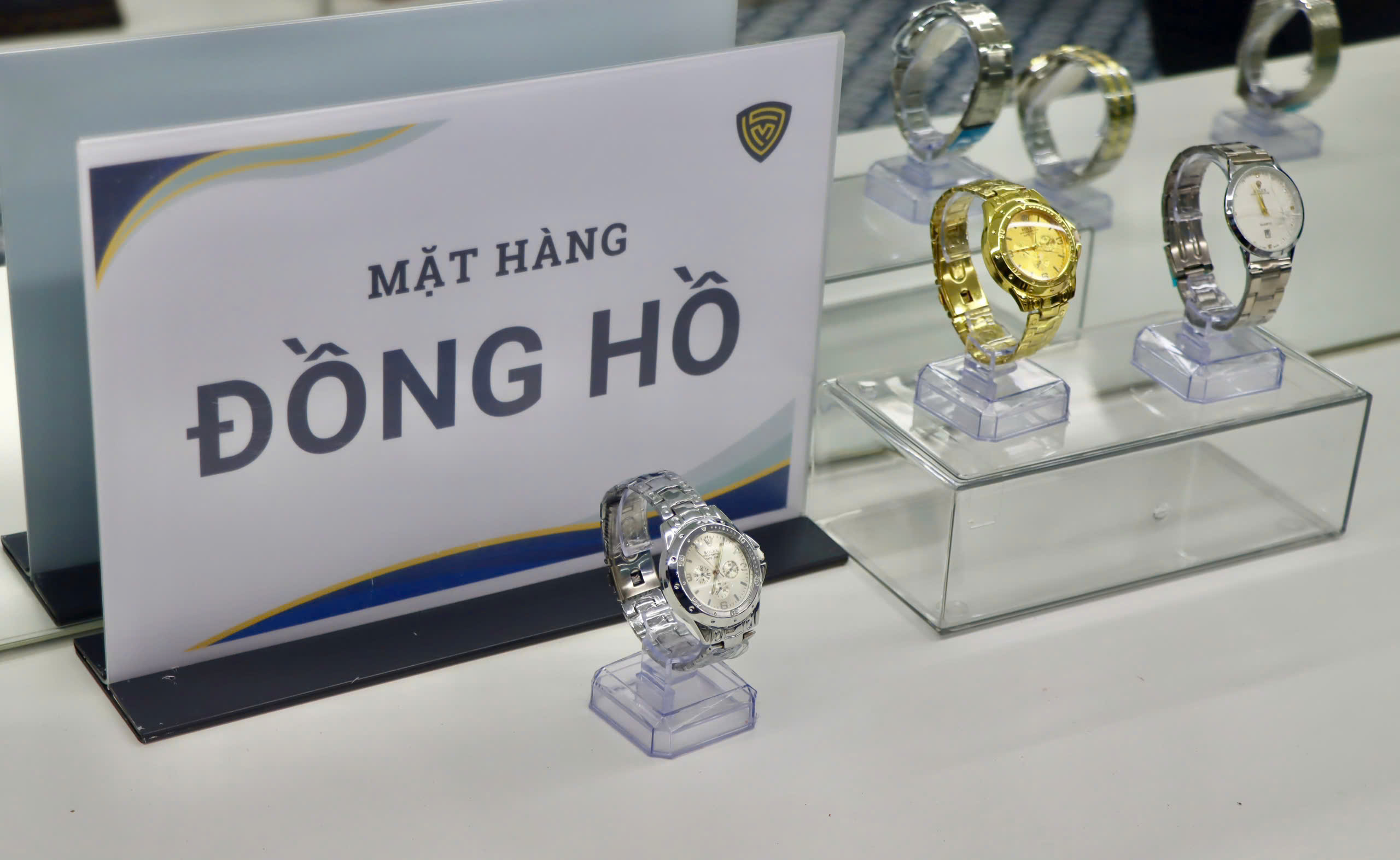 Nhận diện hơn 300 sản phẩm vi phạm trong tháng cao điểm xử lý hàng giả - ảnh 3