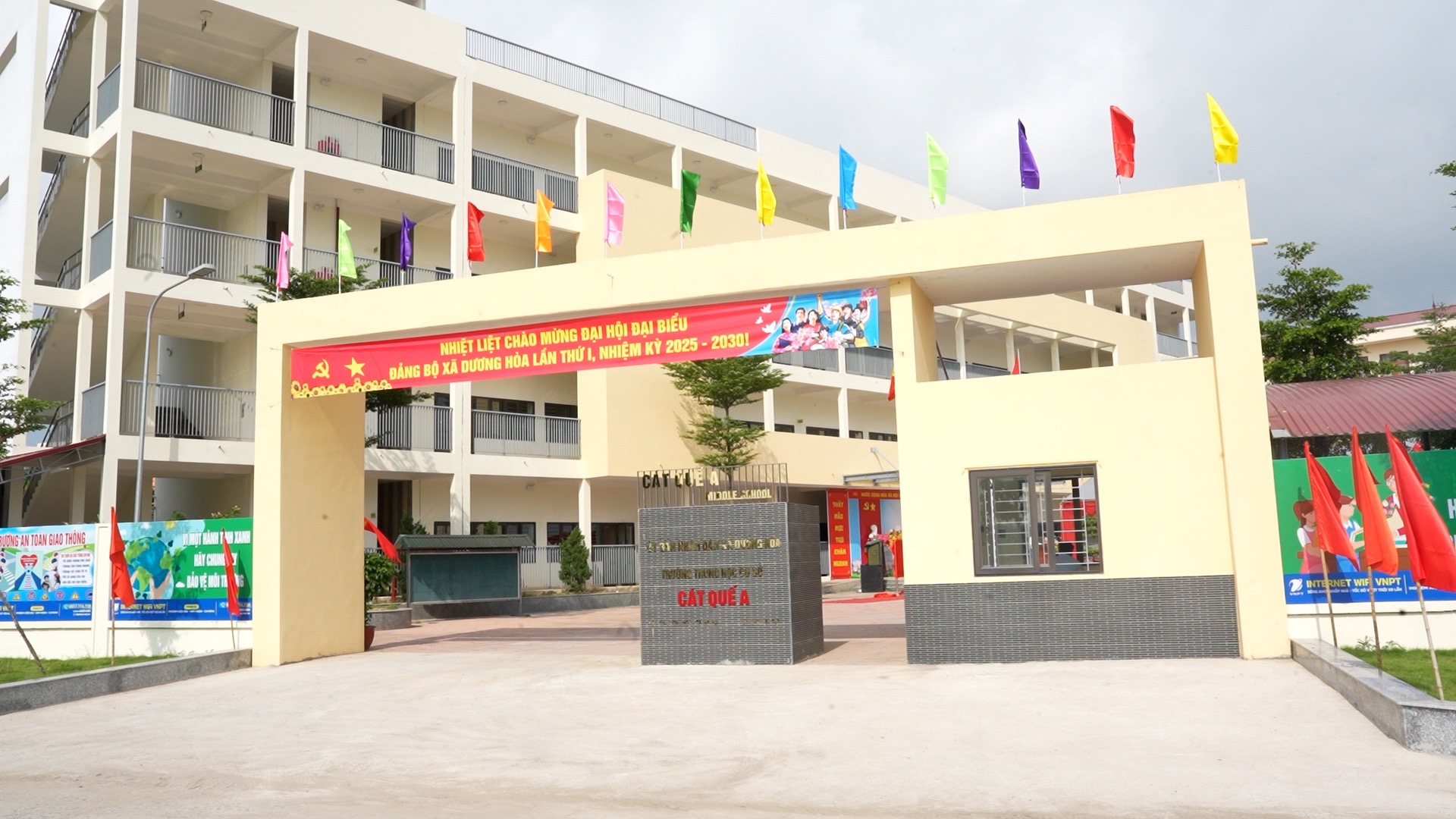 Xã Dương Hòa gắn biển công trình chào mừng Đại hội Đảng các cấp - ảnh 4