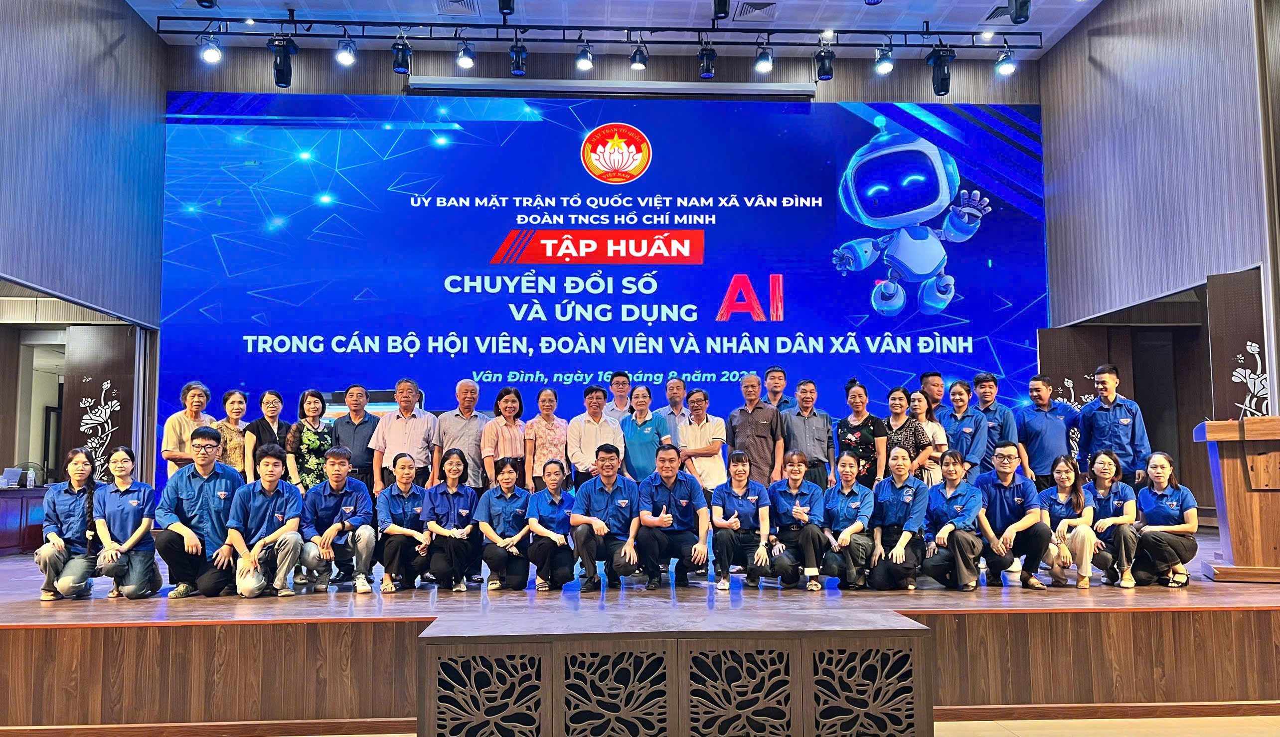 Xã Vân Đình: Tập huấn về chuyển đổi số và ứng dụng trí tuệ nhân tạo - ảnh 5