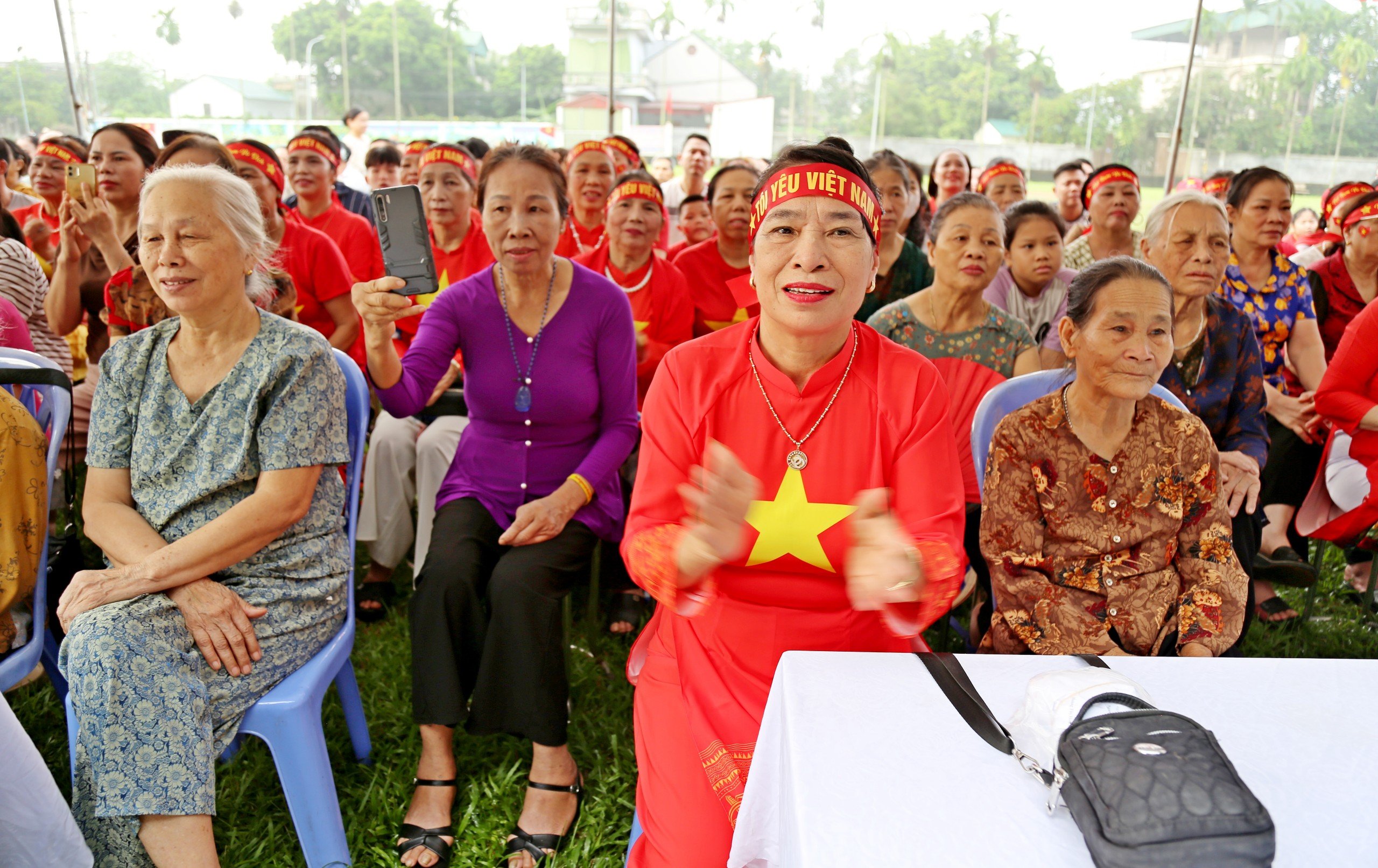 Rộn ràng không khí Tết Độc lập ở xã Đoài Phương - ảnh 3