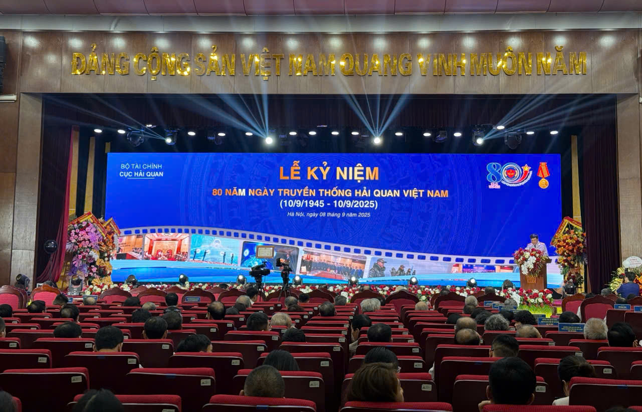 Hải quan Việt Nam đón nhận Huân chương Chiến công hạng Nhất - ảnh 2