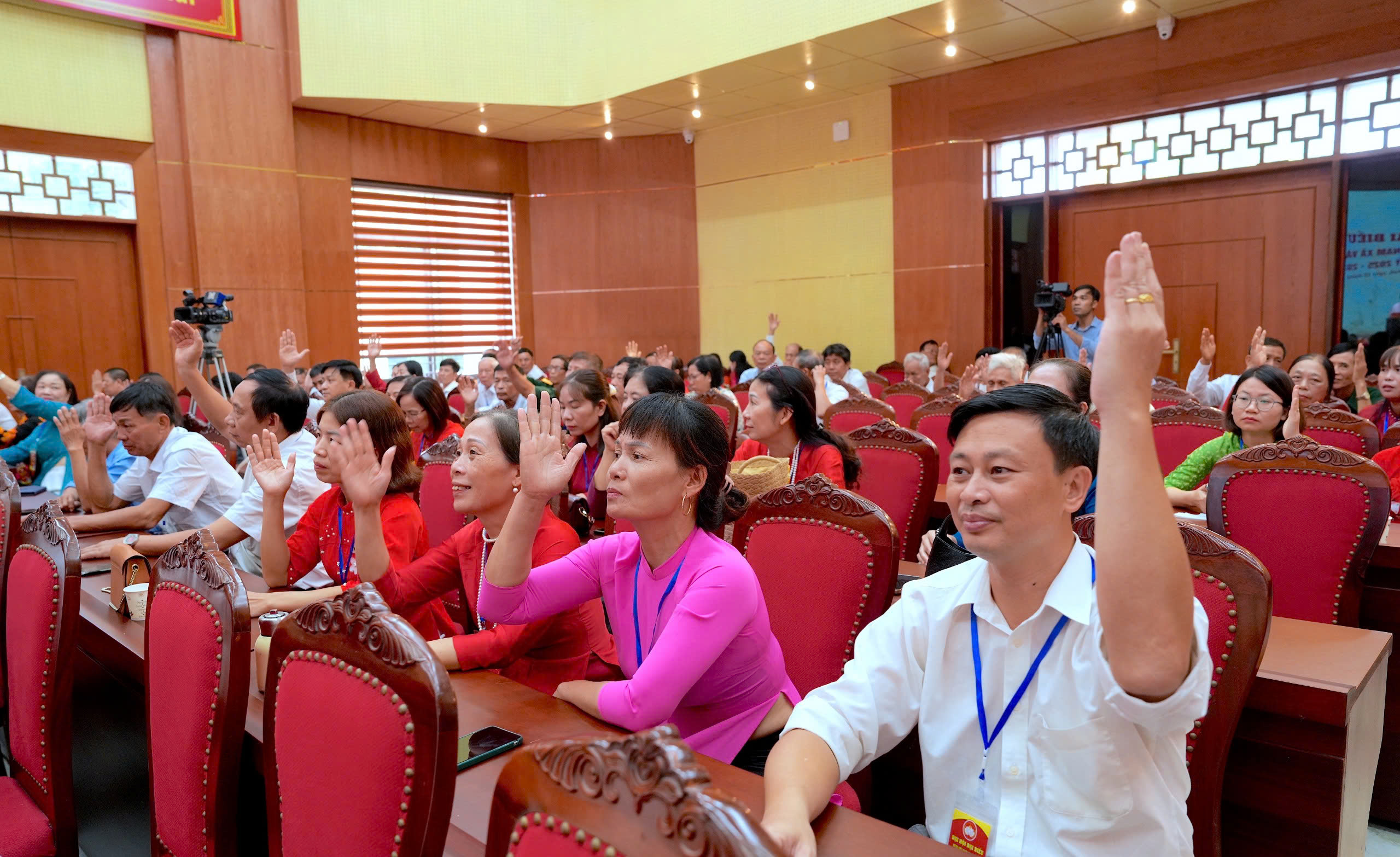 Tăng cường ứng dụng công nghệ thông tin và chuyển đổi số trong hoạt động của MTTQ xã - ảnh 8