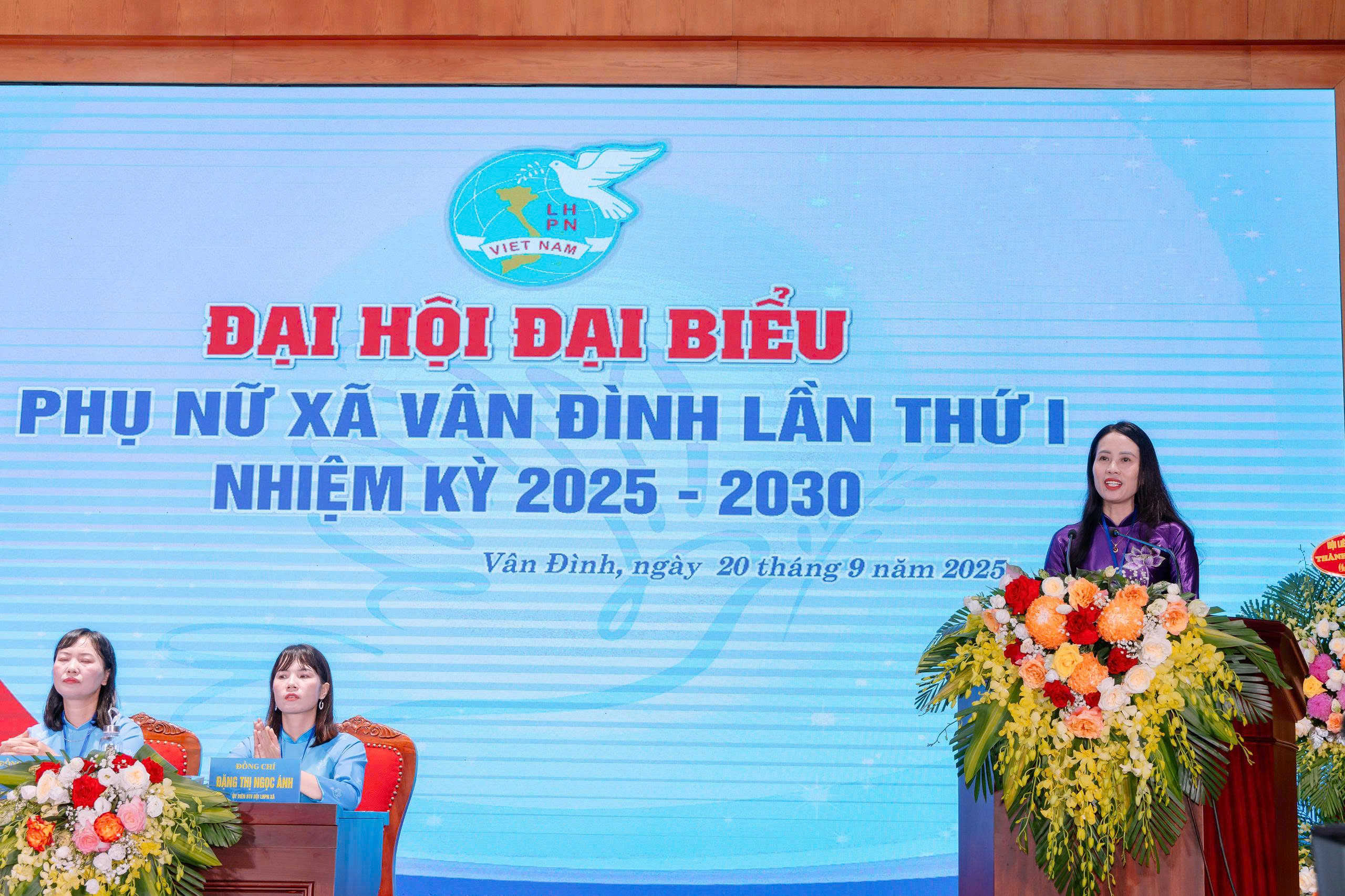 Phụ nữ Vân Đình bản lĩnh, trí tuệ, khẳng định vai trò nòng cốt xây dựng xã văn minh - ảnh 9