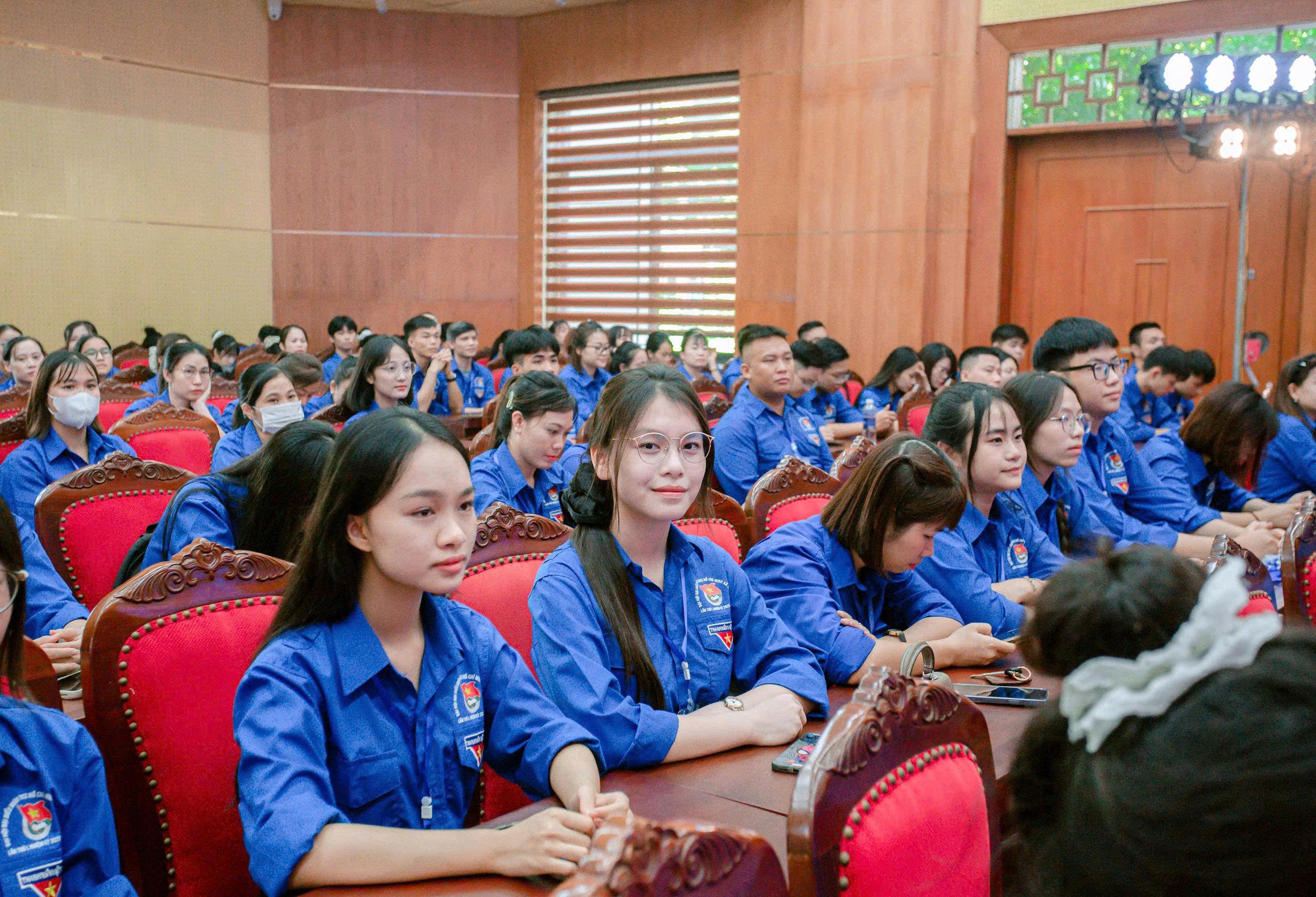 Đồng chí Doãn Hồng Việt giữ chức Bí thư Đoàn Thanh niên xã Vân Đình - ảnh 8