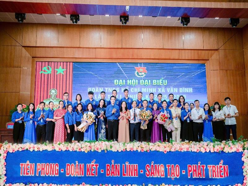 Đồng chí Doãn Hồng Việt giữ chức Bí thư Đoàn Thanh niên xã Vân Đình - ảnh 9