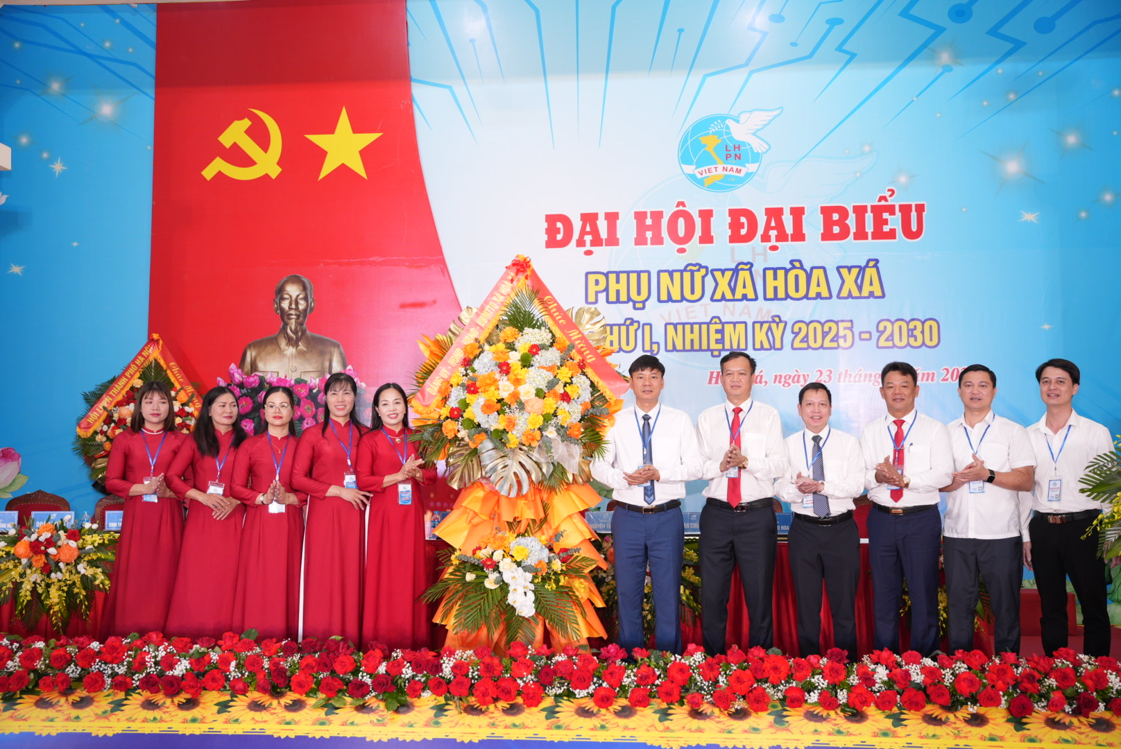 Phụ nữ Hoà Xá sáng tạo, khát vọng vươn lên, xây dựng quê hương giàu đẹp - ảnh 8