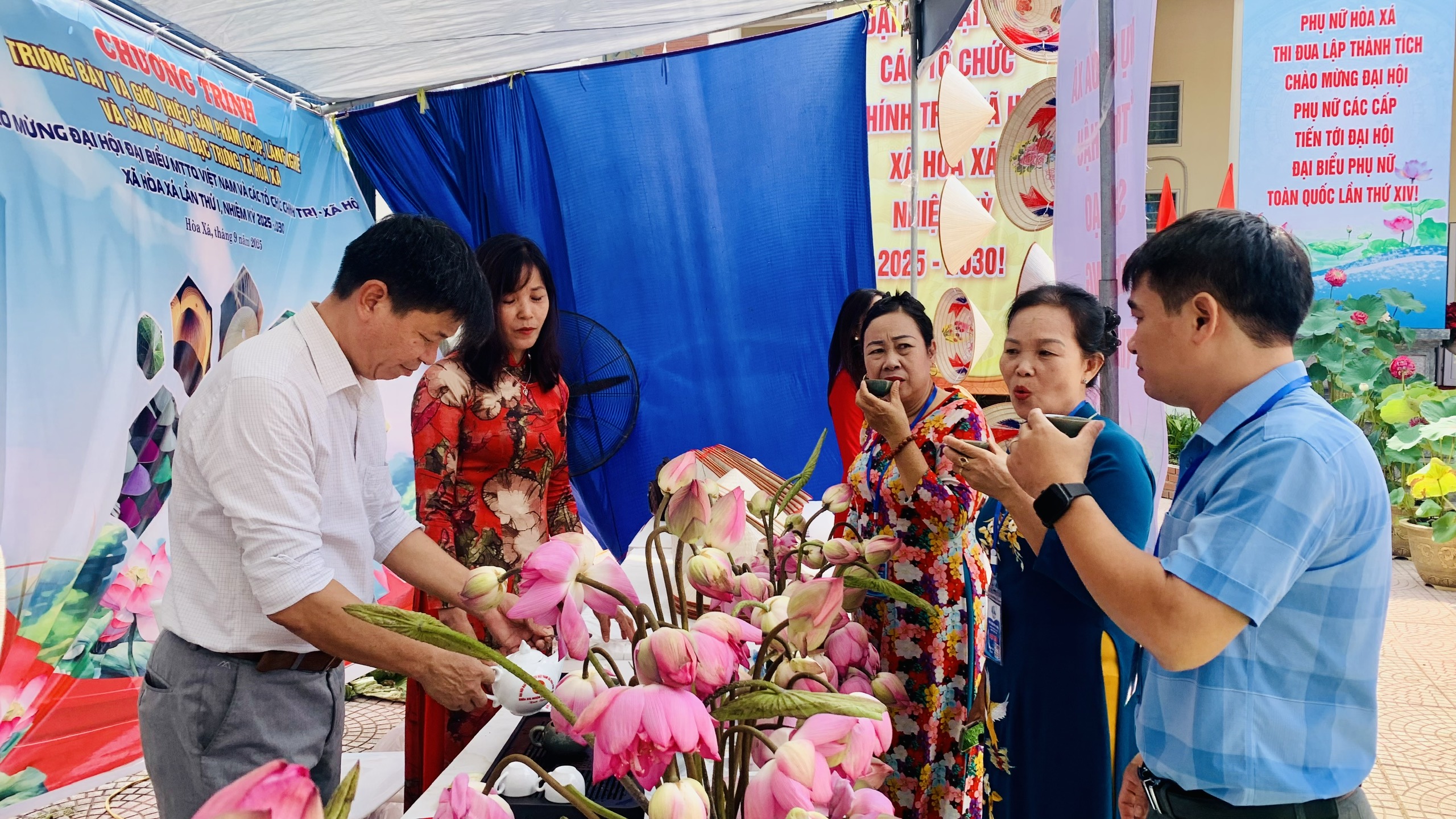 Phụ nữ Hoà Xá sáng tạo, khát vọng vươn lên, xây dựng quê hương giàu đẹp - ảnh 9