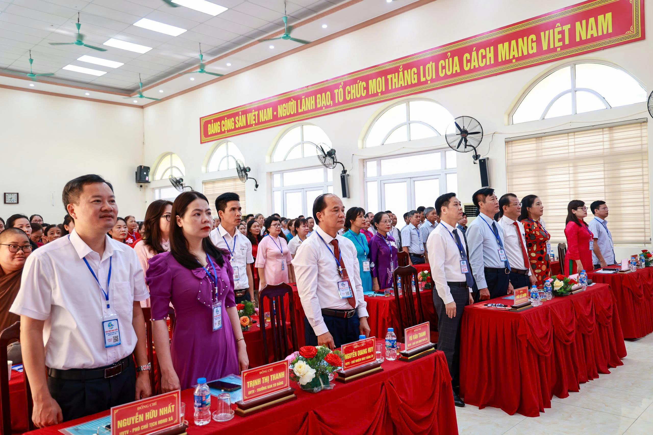 Phụ nữ xã Ứng Thiên nâng cao năng lực số, thích ứng tốt hơn với yêu cầu thời đại - ảnh 1