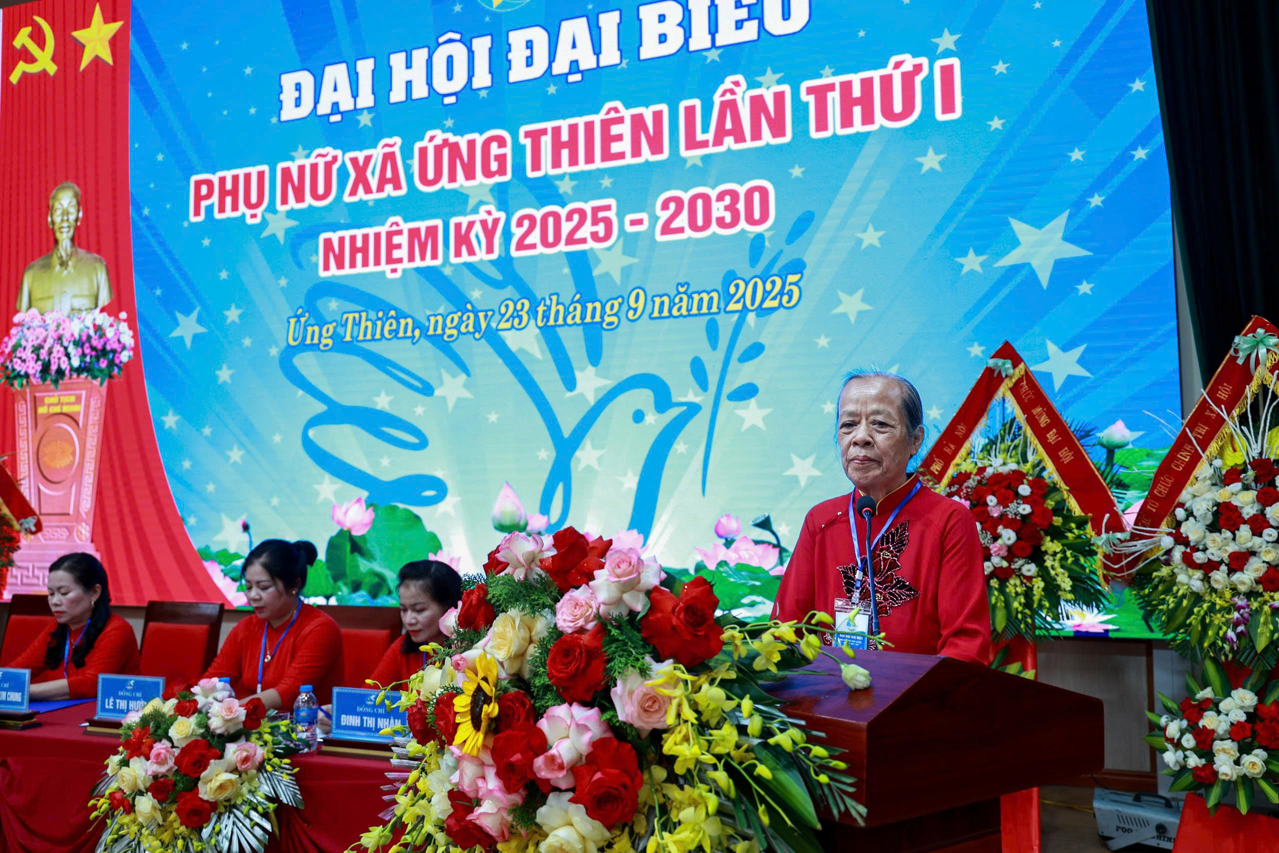 Phụ nữ xã Ứng Thiên nâng cao năng lực số, thích ứng tốt hơn với yêu cầu thời đại - ảnh 6