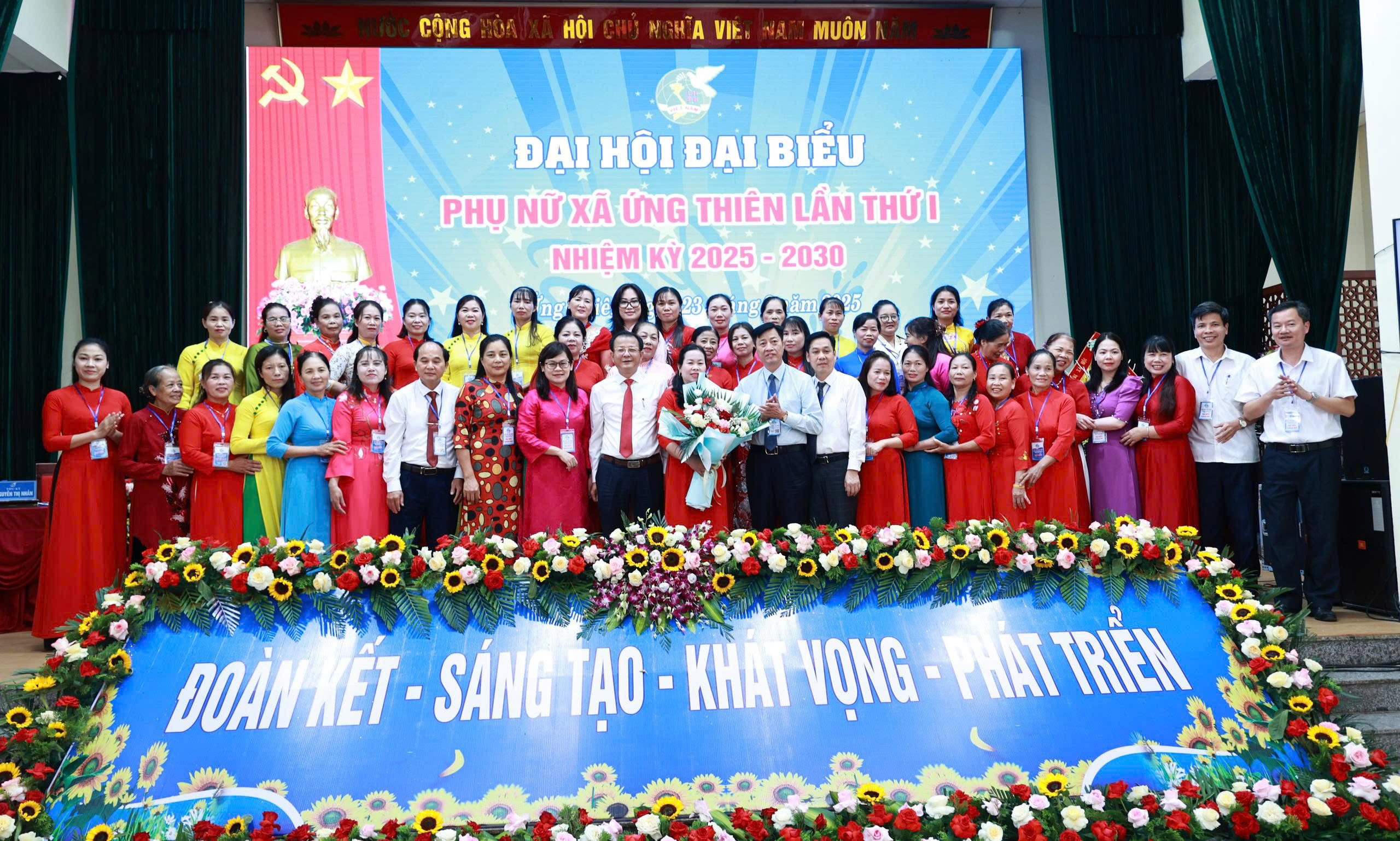 Phụ nữ xã Ứng Thiên nâng cao năng lực số, thích ứng tốt hơn với yêu cầu thời đại - ảnh 8