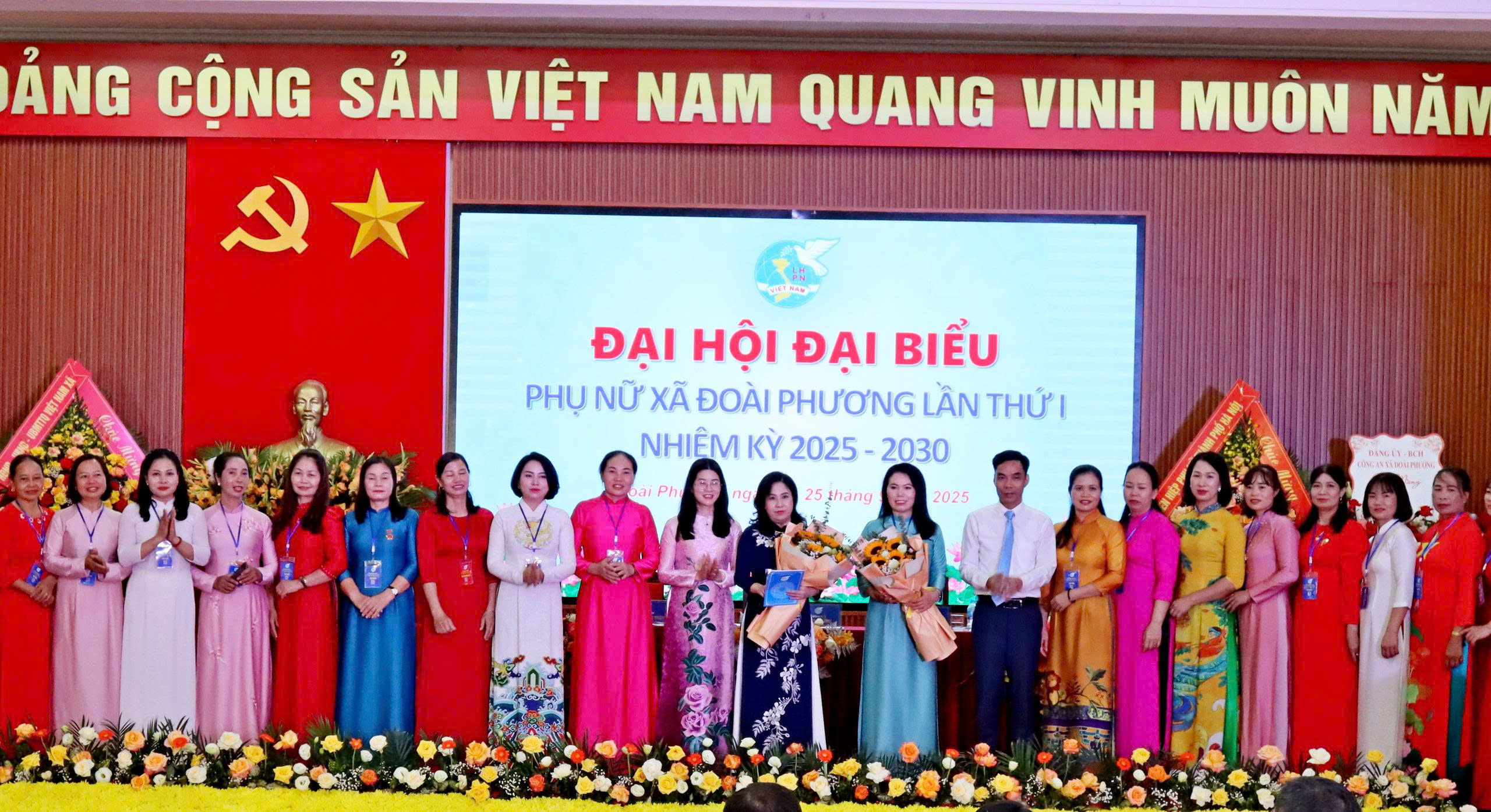 Phụ nữ Đoài Phương đoàn kết, sáng tạo, góp phần xây dựng quê hương giàu đẹp, văn minh - ảnh 5