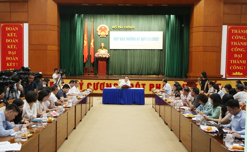 Tiếp tục giải quyết các điểm nghẽn về cơ chế, khơi thông mọi nguồn lực để đạt tăng trưởng trên 8% - ảnh 2
