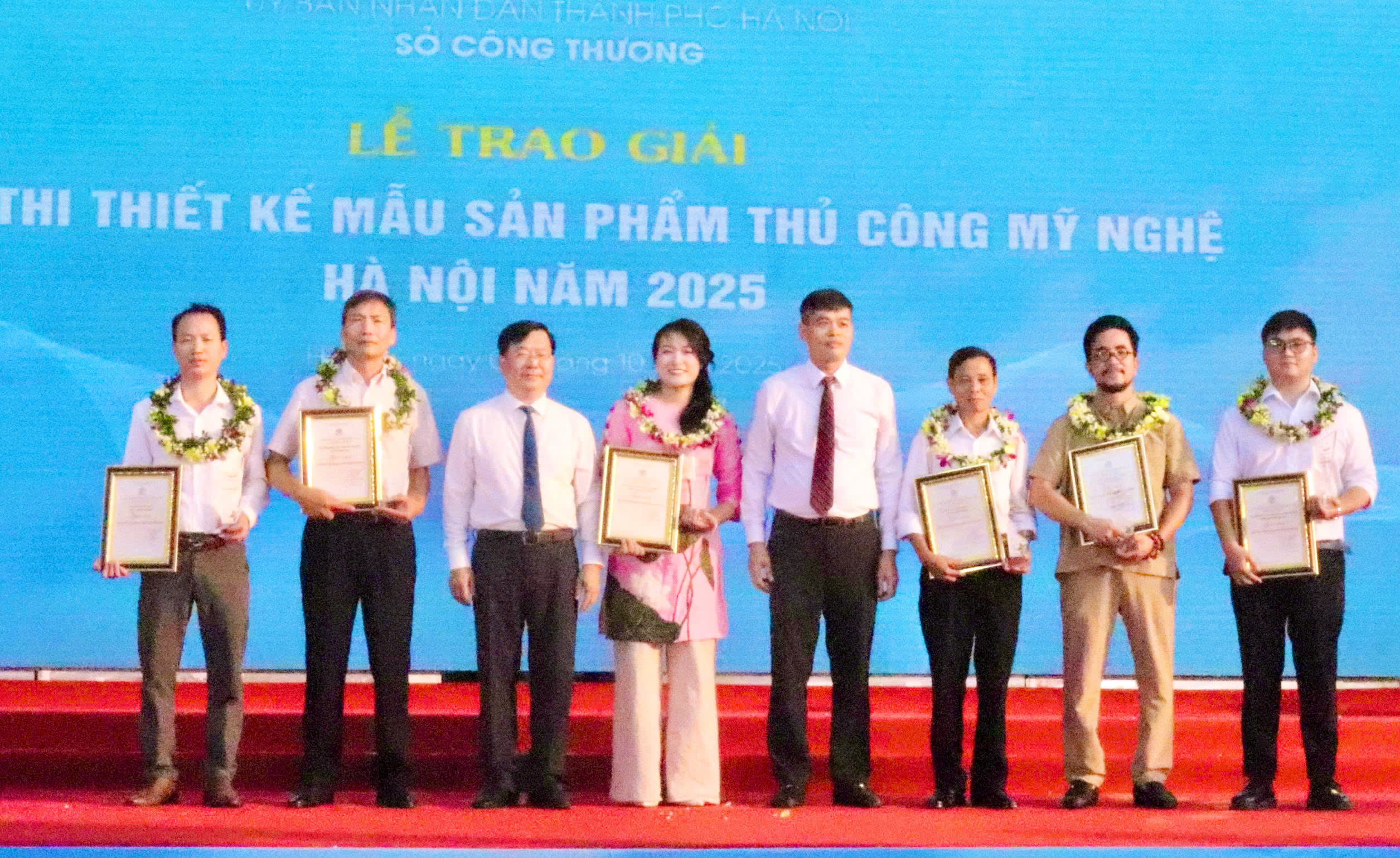 Vinh danh 90 sản phẩm thủ công mỹ nghệ xuất sắc năm 2025 - ảnh 2