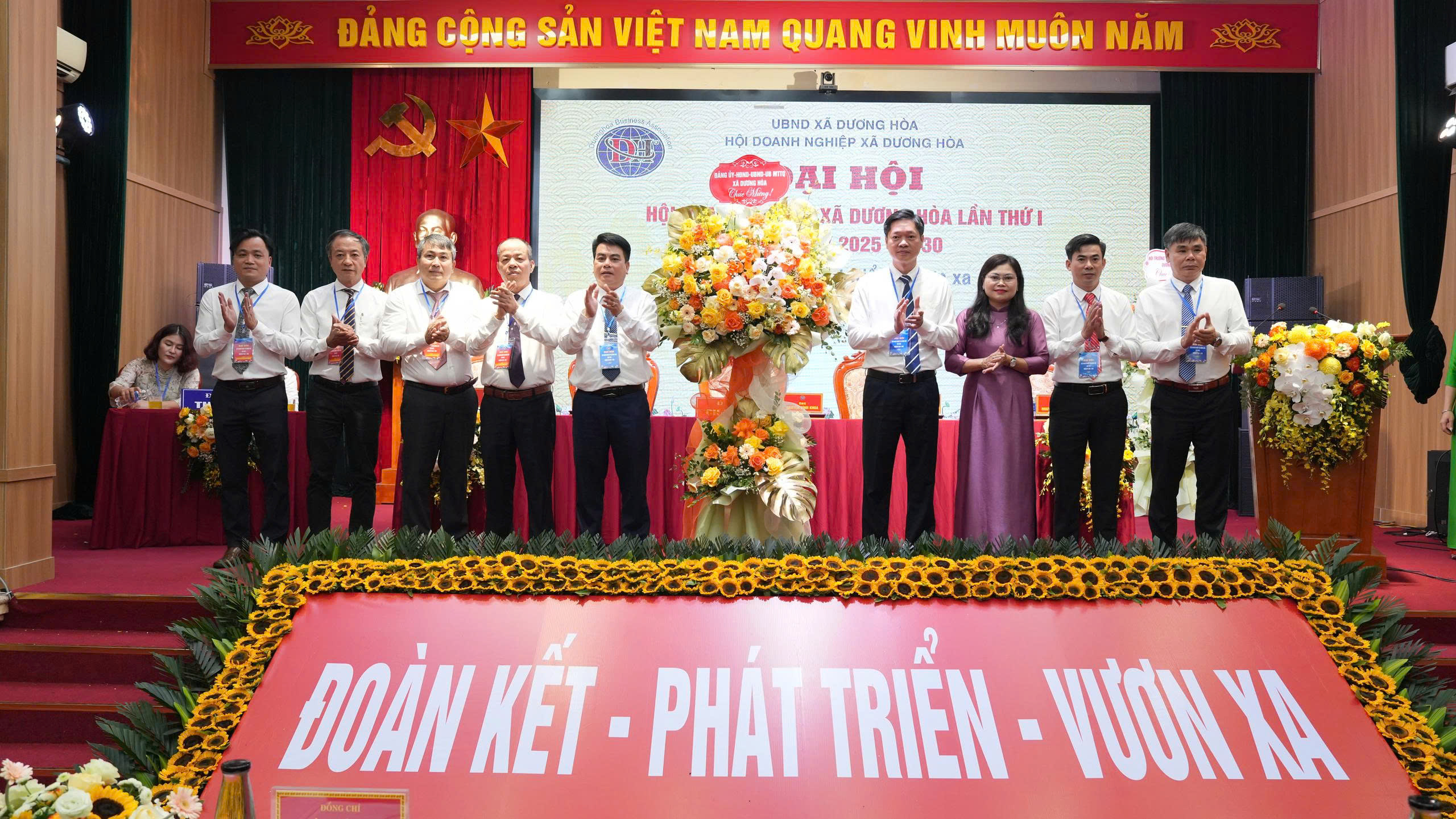 Hội Doanh nghiệp xã Dương Hòa: Chung tay xây dựng quê hương trở hành đô thị xanh, giàu đẹp - ảnh 6
