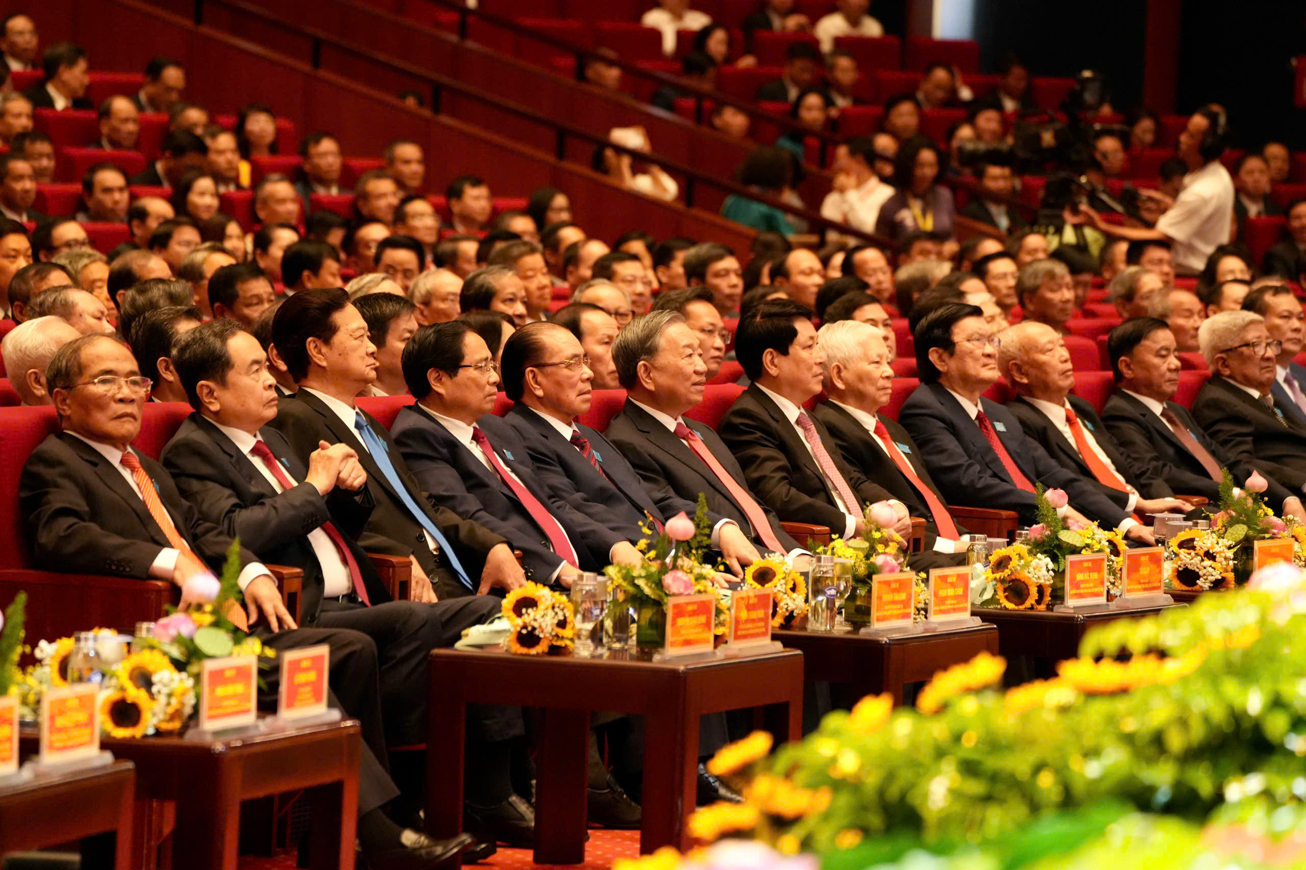 Kiên trì phương châm “Dân biết, dân bàn, dân làm, dân kiểm tra, dân giám sát, dân thụ hưởng - ảnh 2