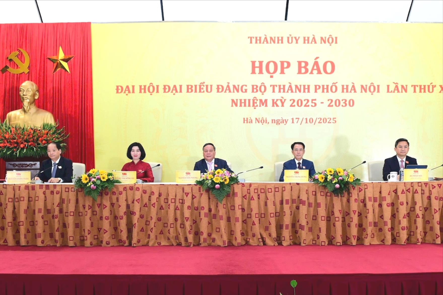 Đại hội đại biểu Đảng bộ thành phố Hà Nội thành công tốt đẹp - ảnh 3