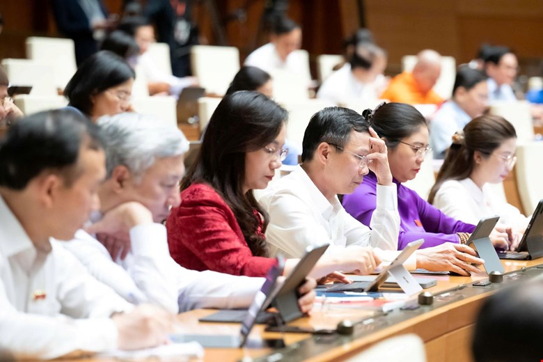 Chính phủ nhiệm kỳ 2021-2026 đã đoàn kết, hoàn thành xuất sắc các nhiệm vụ, để lại nhiều dấu ấn - ảnh 3