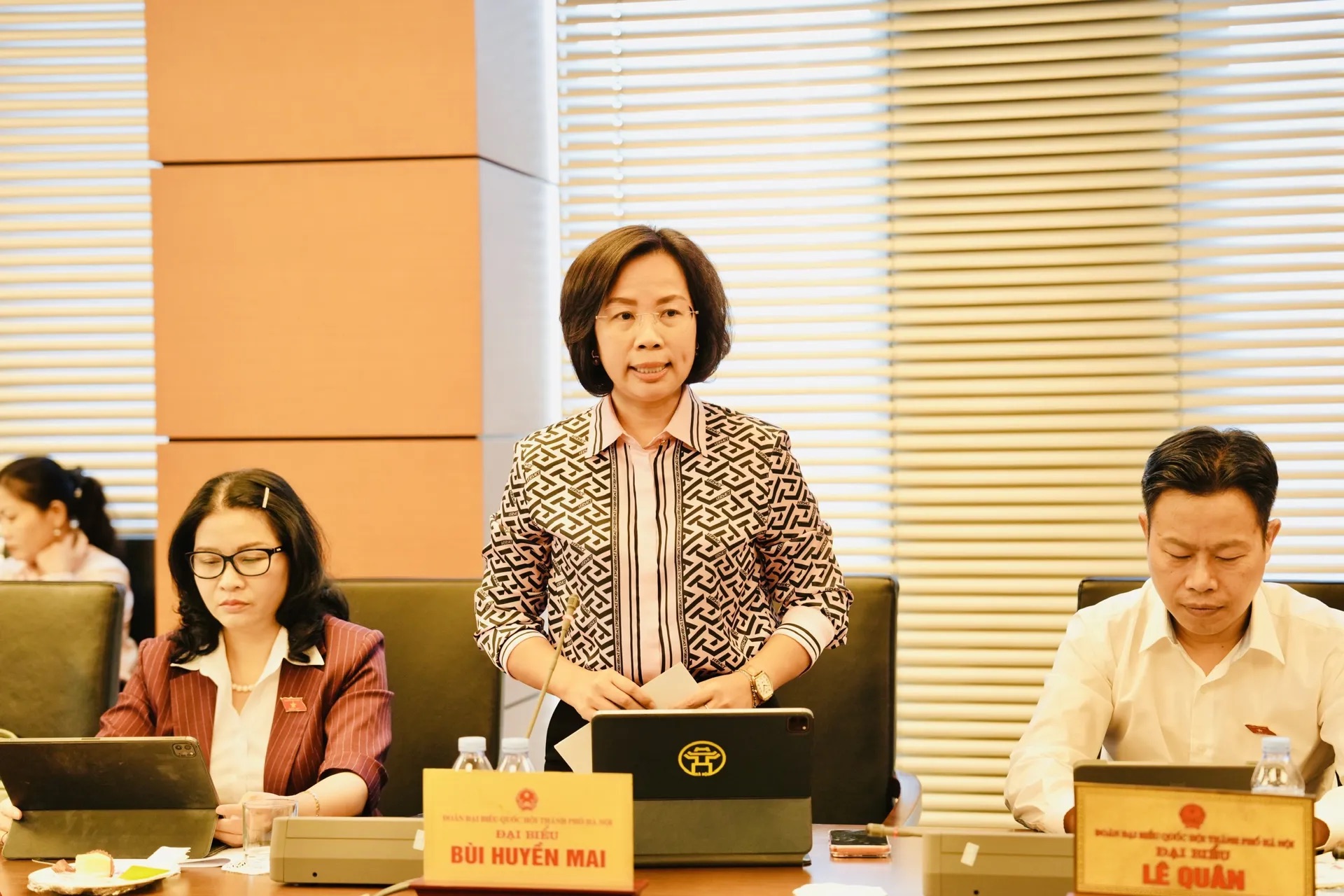 Chuyển đổi tư duy phát triển KTXH lấy khoa học công nghệ, đổi mới sáng tạo, chuyển đổi số - ảnh 2