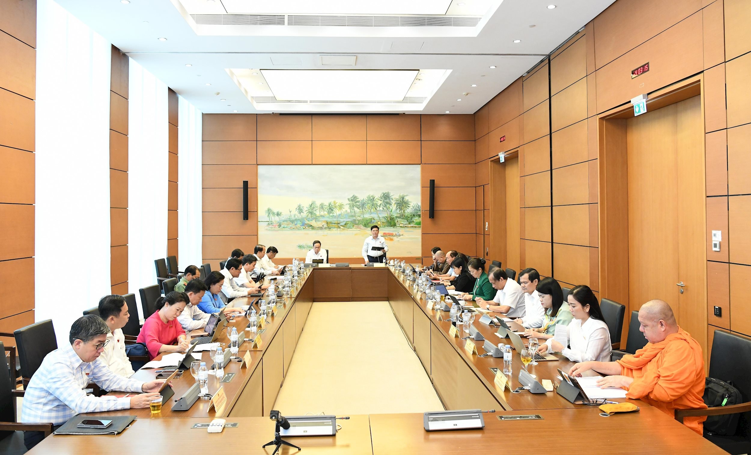 Việt Nam chỉ nên có trường đại học và đại học, nếu đại học vùng là cấp trung gian thì cần xoá bỏ - ảnh 6