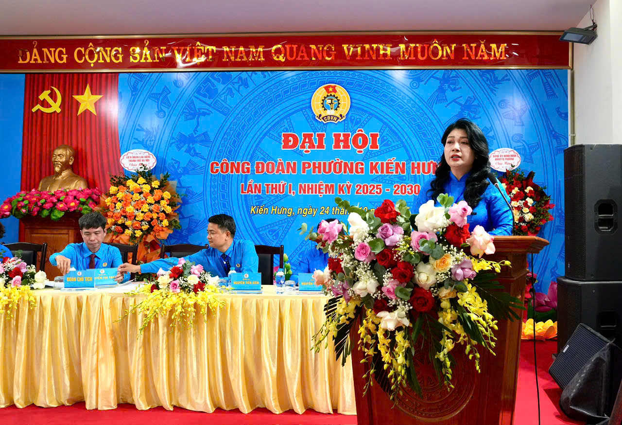 Đồng chí Nguyễn Thị Tạo là Chủ tịch Công đoàn phường Kiến Hưng - ảnh 2