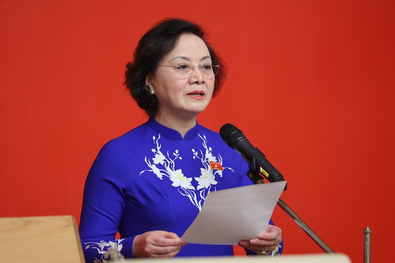 Thủ tướng Phạm Minh Chính trao quyết định bổ nhiệm và giao nhiệm vụ cho 2 Phó Thủ tướng, 3 Bộ trưởng - ảnh 9