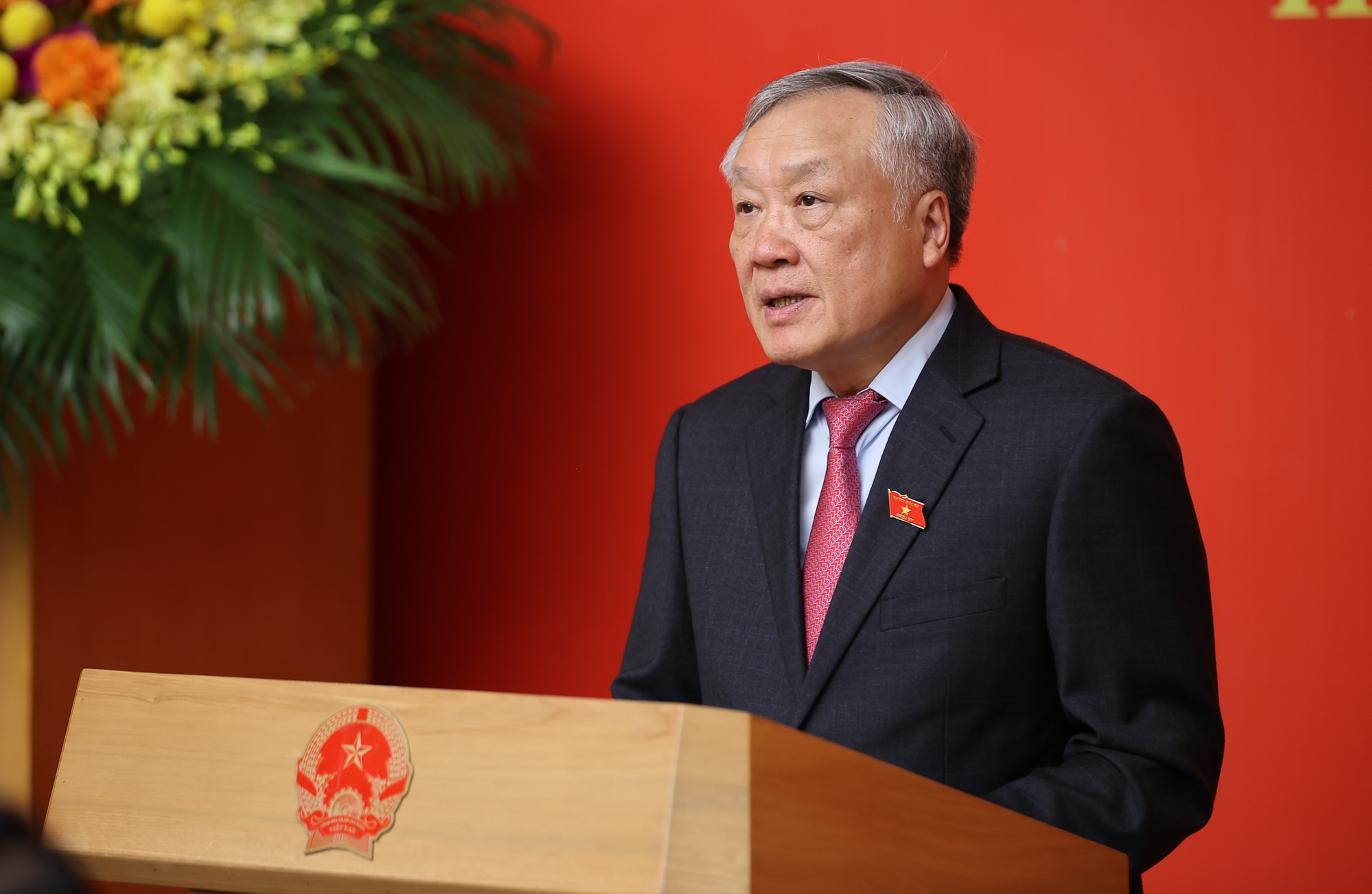 Thủ tướng Phạm Minh Chính trao quyết định bổ nhiệm và giao nhiệm vụ cho 2 Phó Thủ tướng, 3 Bộ trưởng - ảnh 1