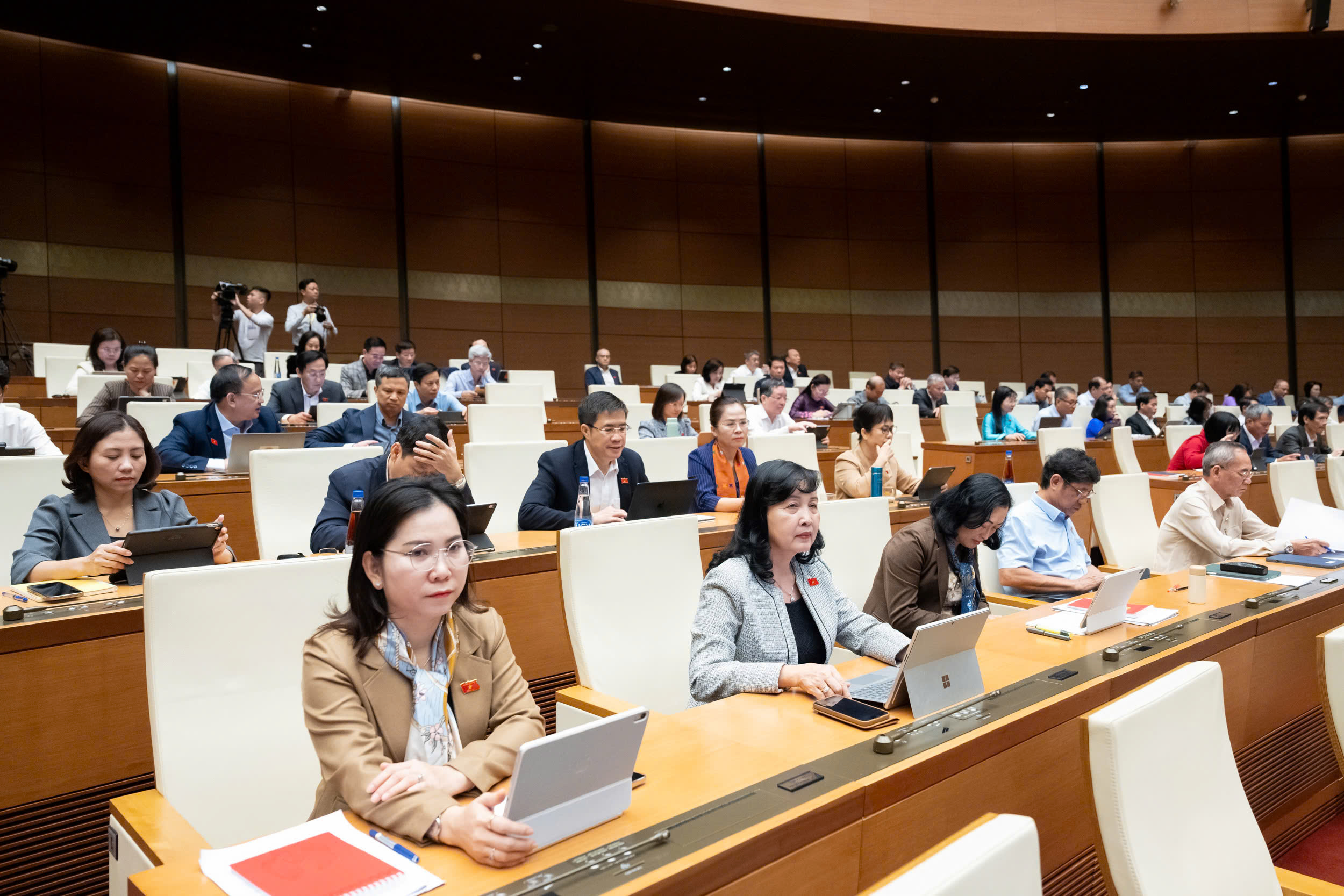 Tiếp tục rà soát, đề xuất việc chỉnh lý các quy định về yêu cầu cấp Phiếu lý lịch tư pháp - ảnh 2