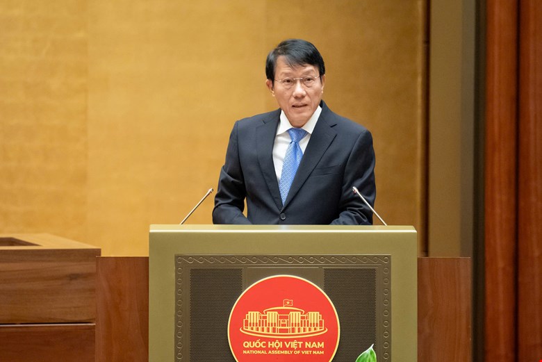 Bộ trưởng Bộ Công an trình bày các tờ trình về 4 dự án luật   - ảnh 1