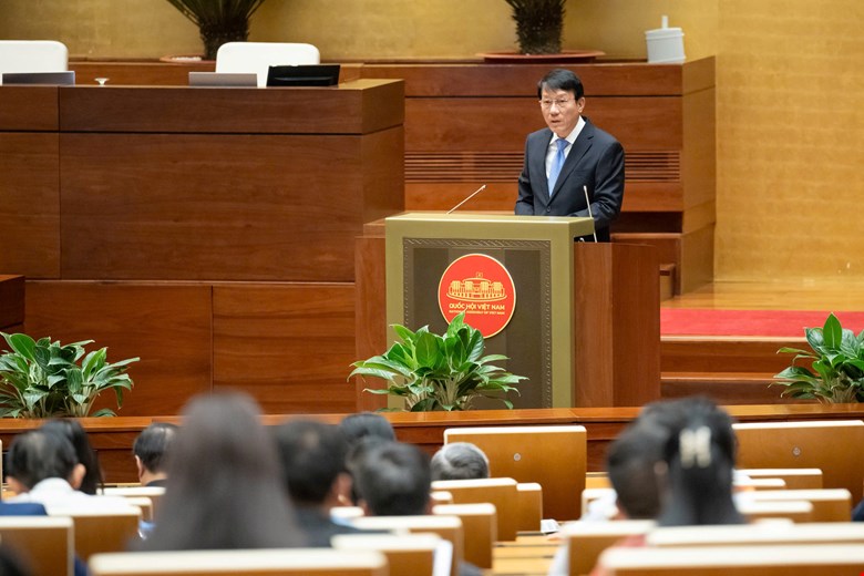 Bộ trưởng Bộ Công an trình bày các tờ trình về 4 dự án luật   - ảnh 2