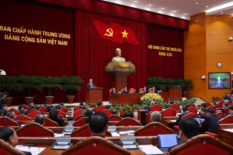 Lựa chọn nhân sự giới thiệu tham gia Bộ Chính trị, Ban Bí thư khóa XIV - ảnh 4