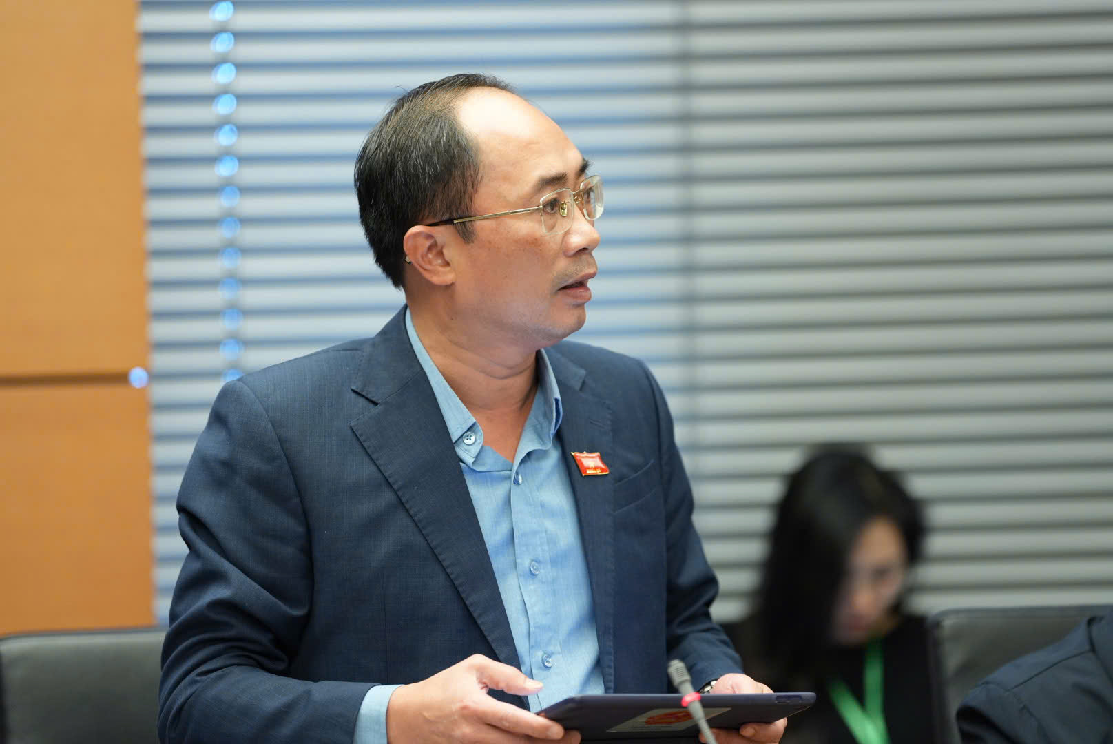 Đại biểu Quốc hội đề xuất áp thuế bất động sản cao đối với người mua đi bán lại trong thời gian ngắn - ảnh 2