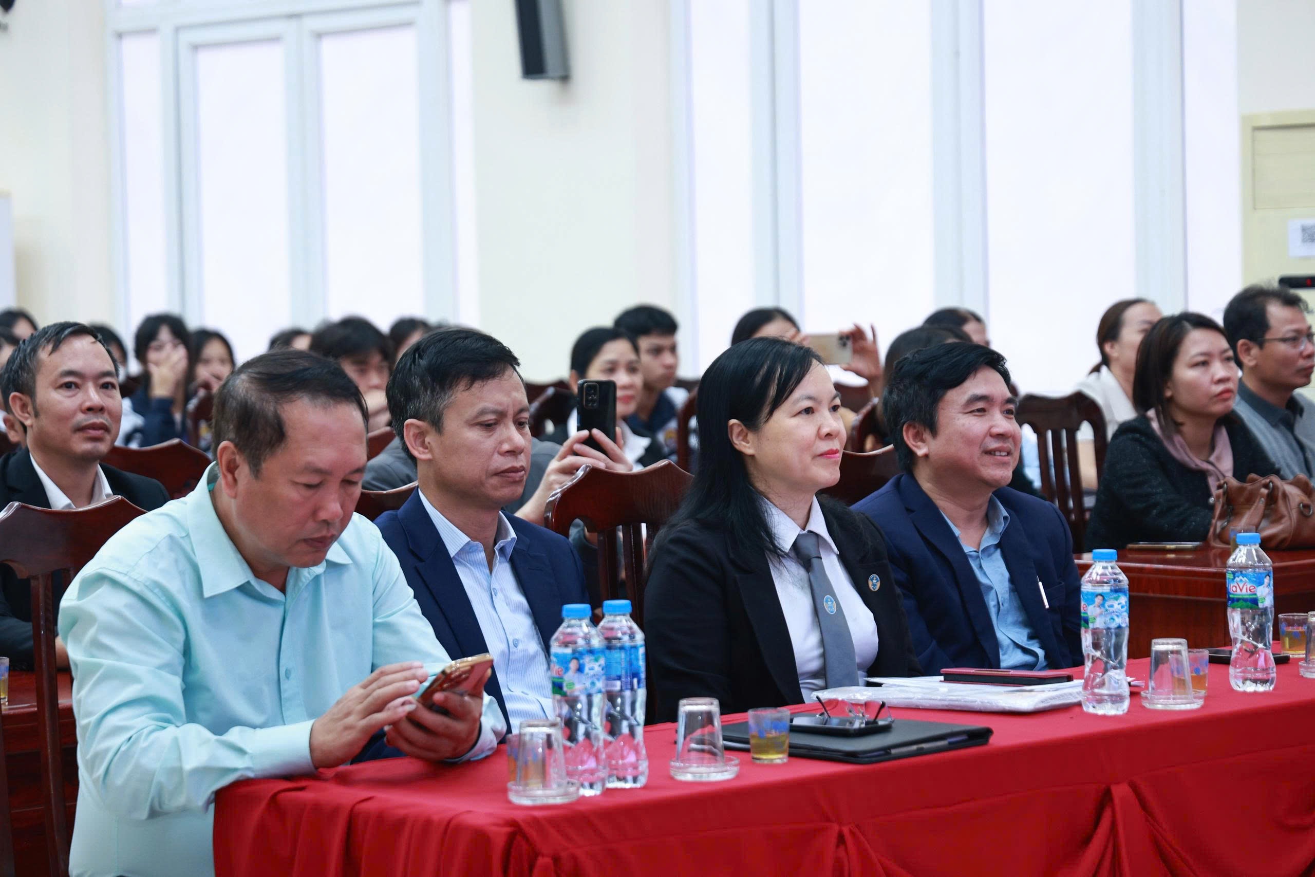 Xã Ứng Thiên: Phiên toà giả định giúp xây dựng môi trường học đường an toàn - ảnh 2