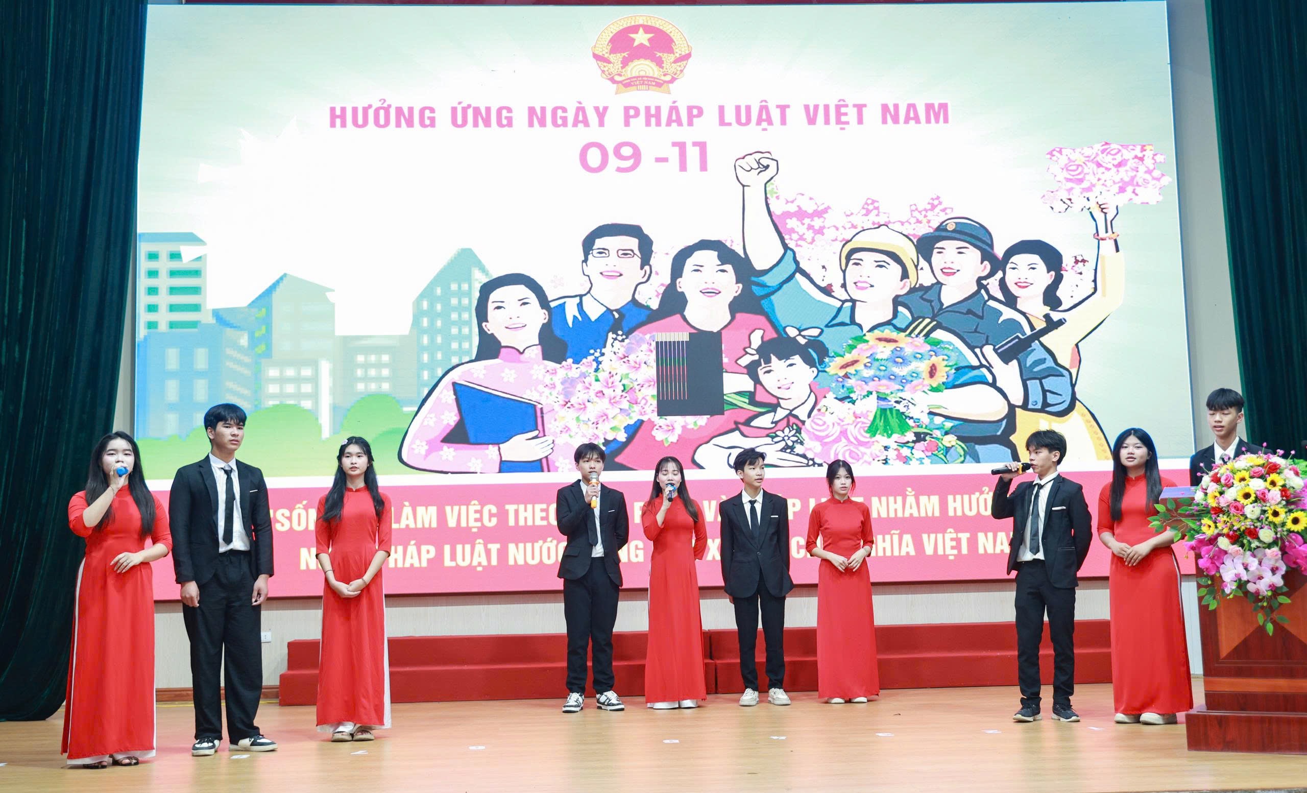 Xã Ứng Thiên: Phiên toà giả định giúp xây dựng môi trường học đường an toàn - ảnh 5