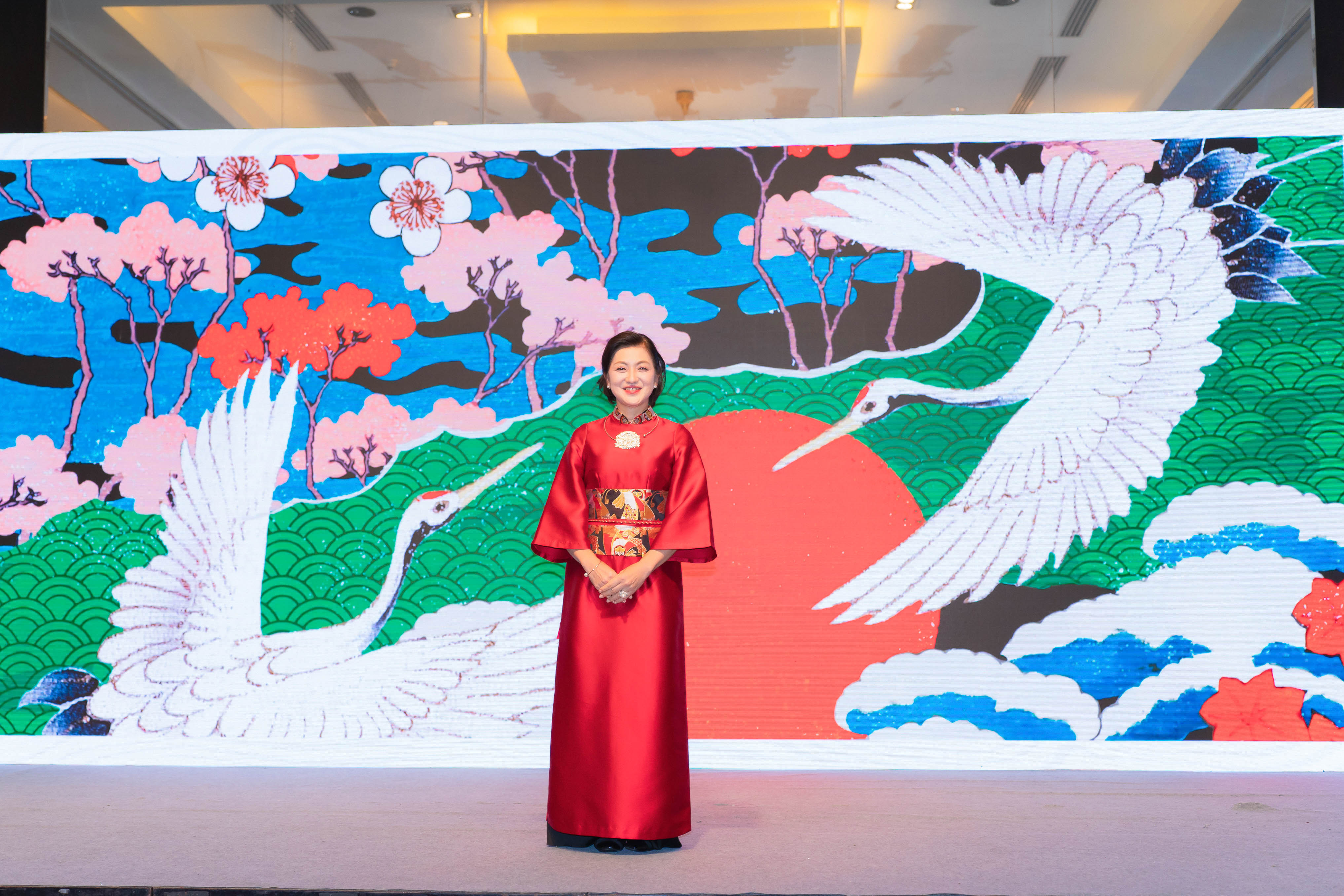 HNEW: Tiệc Ngoại giao năm 2025 - kết nối nữ lãnh đạo - kiến tạo tăng trưởng bên vững - ảnh 4