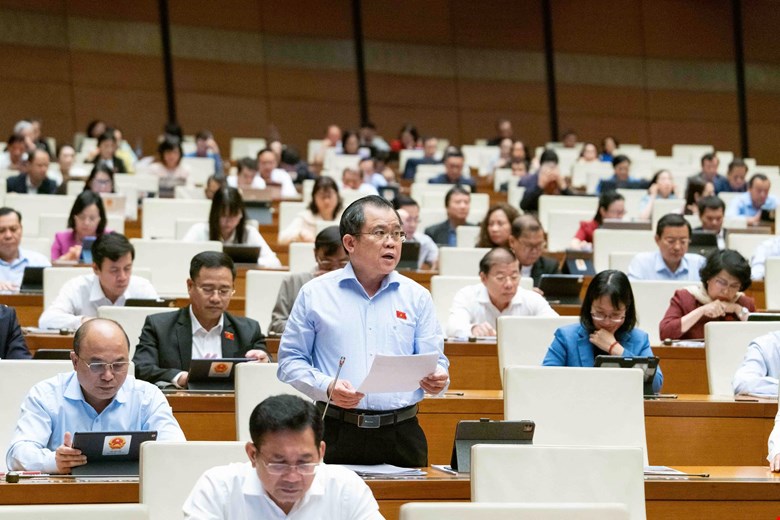 Hoàn thiện Luật Viên chức để bảo đảm minh bạch và kiểm soát xung đột lợi ích - ảnh 2