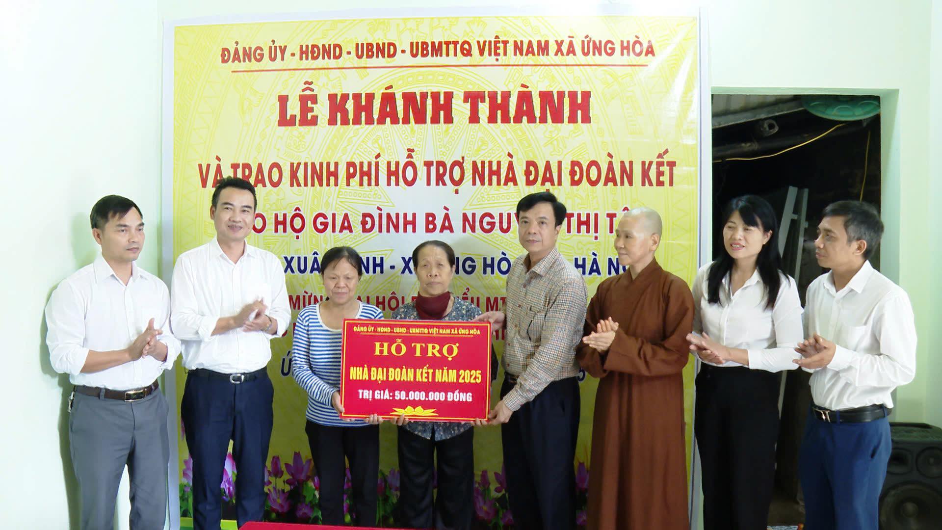 Ứng Hoà: Khởi công và trao kinh phí hỗ trợ xây dựng nhà “Đại đoàn kết” - ảnh 1