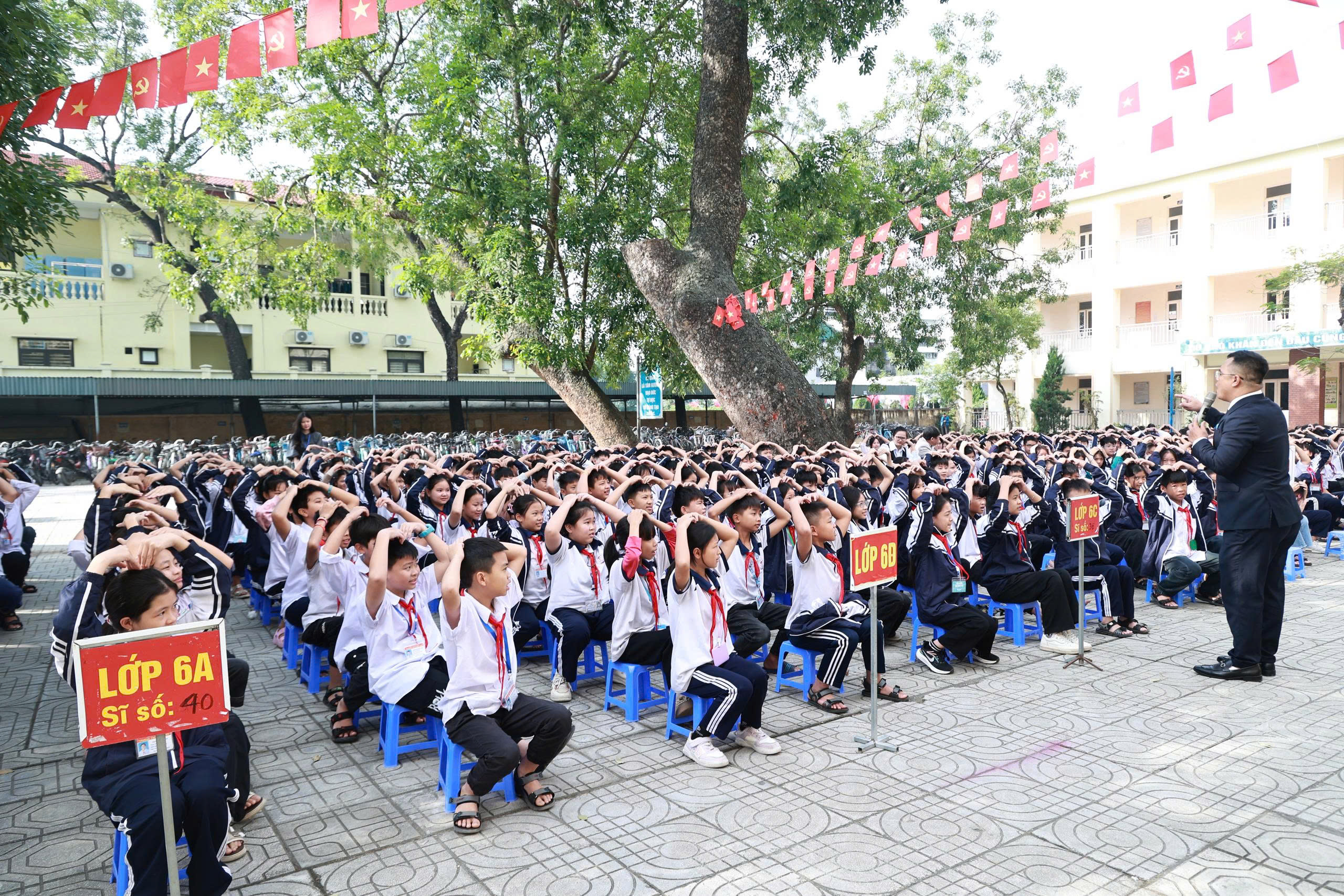 Ứng Thiên truyền thông phòng ngừa bạo lực học đường cho hơn 500 học sinh - ảnh 4