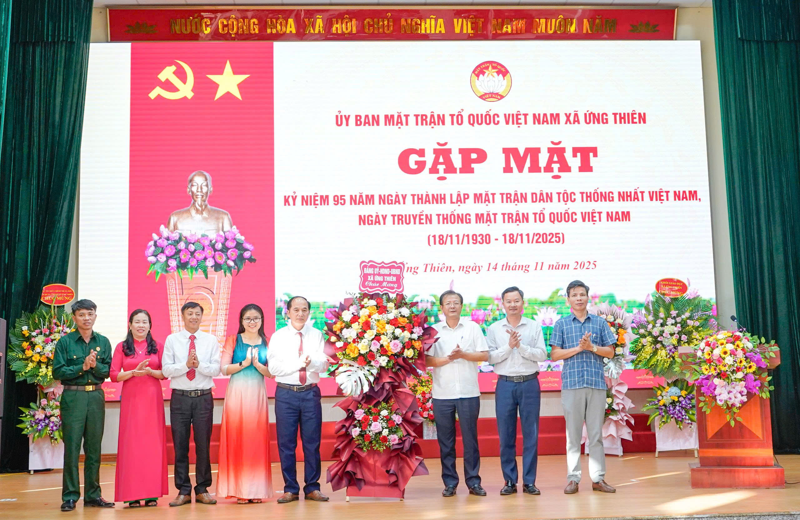 Xã Ứng Thiên tưng bừng các hoạt động kỷ niệm 95 năm Ngày truyền thống Mặt trận Tổ quốc Việt Nam - ảnh 5