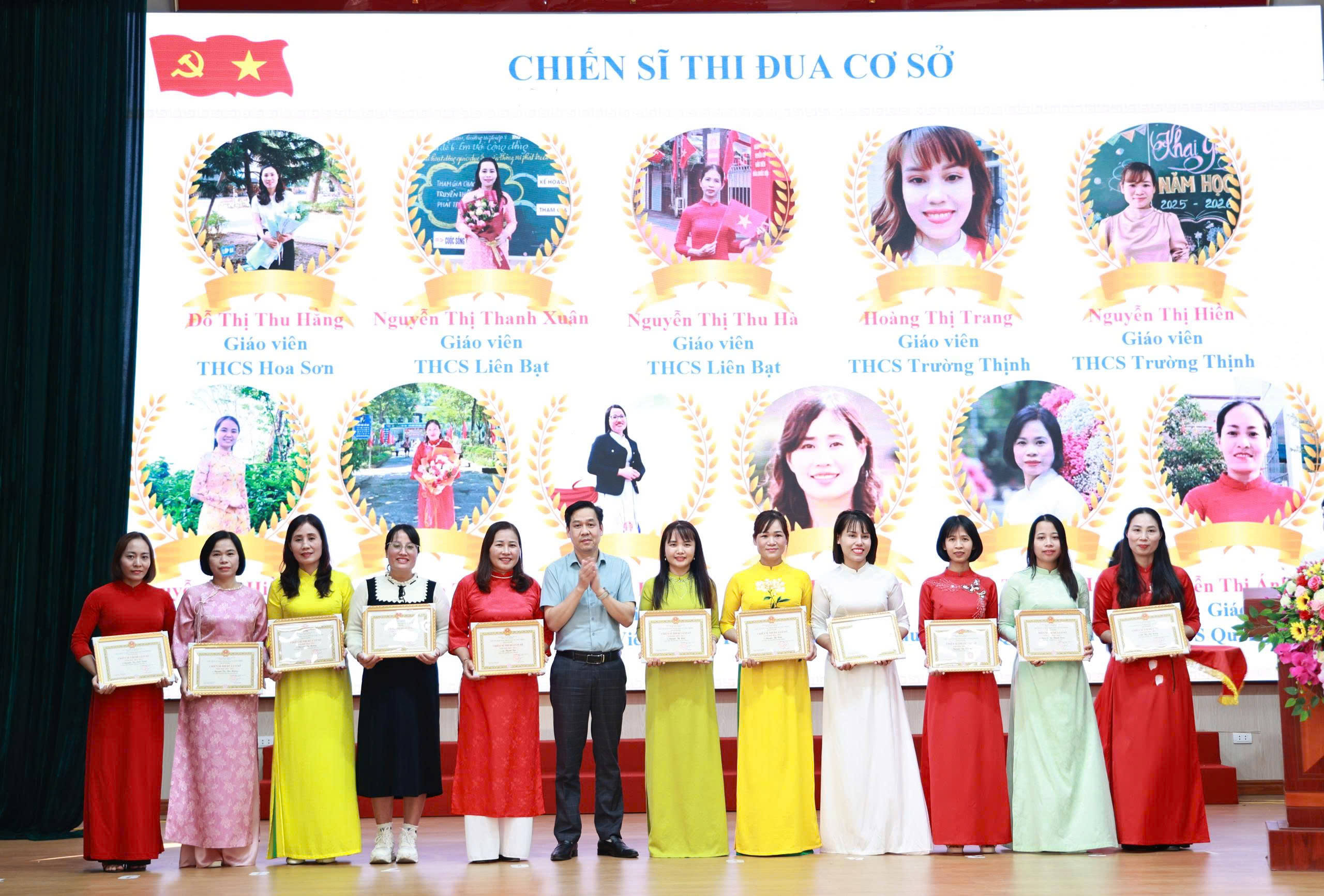 Xã Ứng Thiên tôn vinh nhà giáo tiêu biểu và các điển hình trong phong trào thi đua dạy tốt - học tốt - ảnh 7