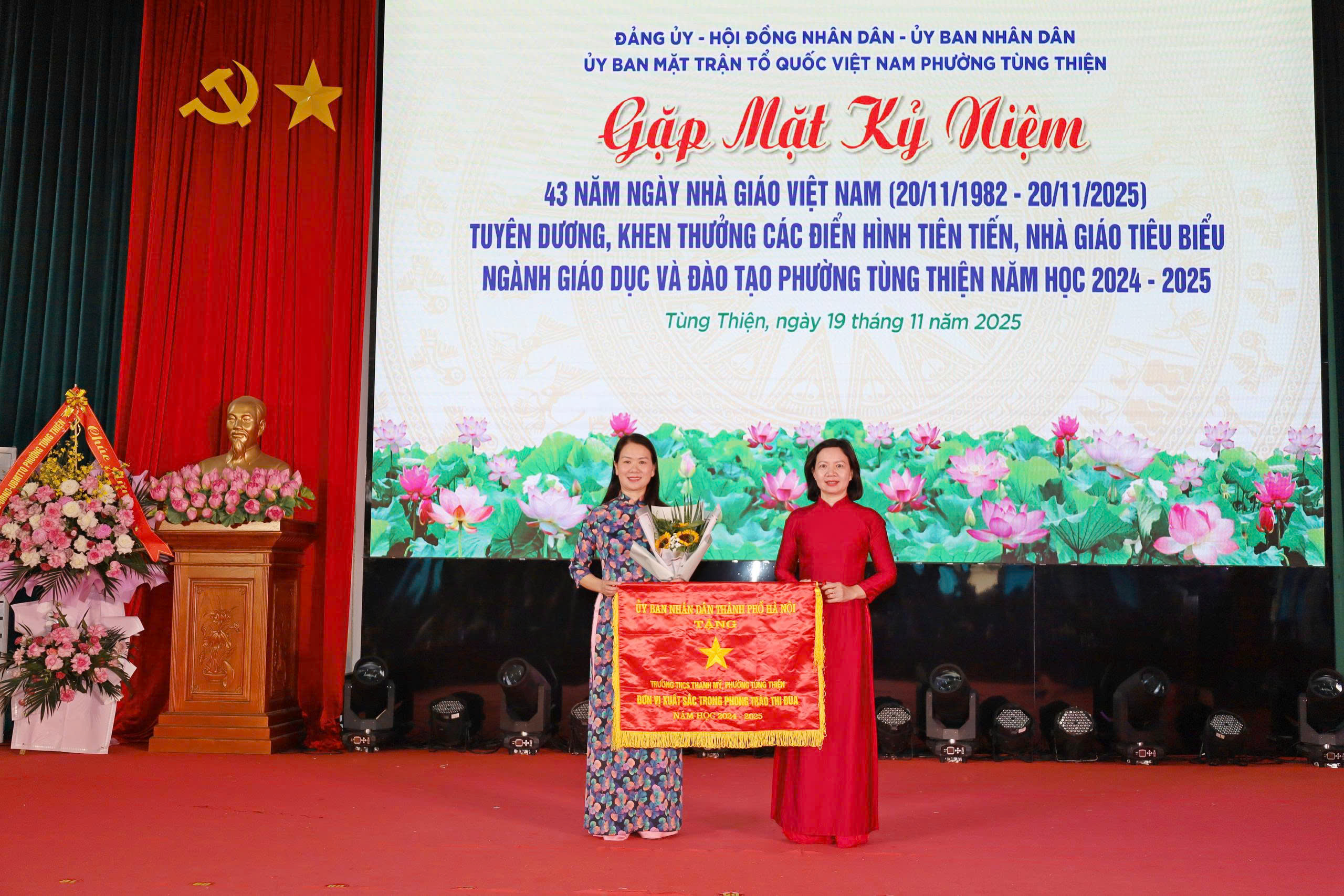 Phường Tùng Thiện tri ân, vinh danh các điển hình tiên tiến, nhà giáo tiêu biểu - ảnh 2