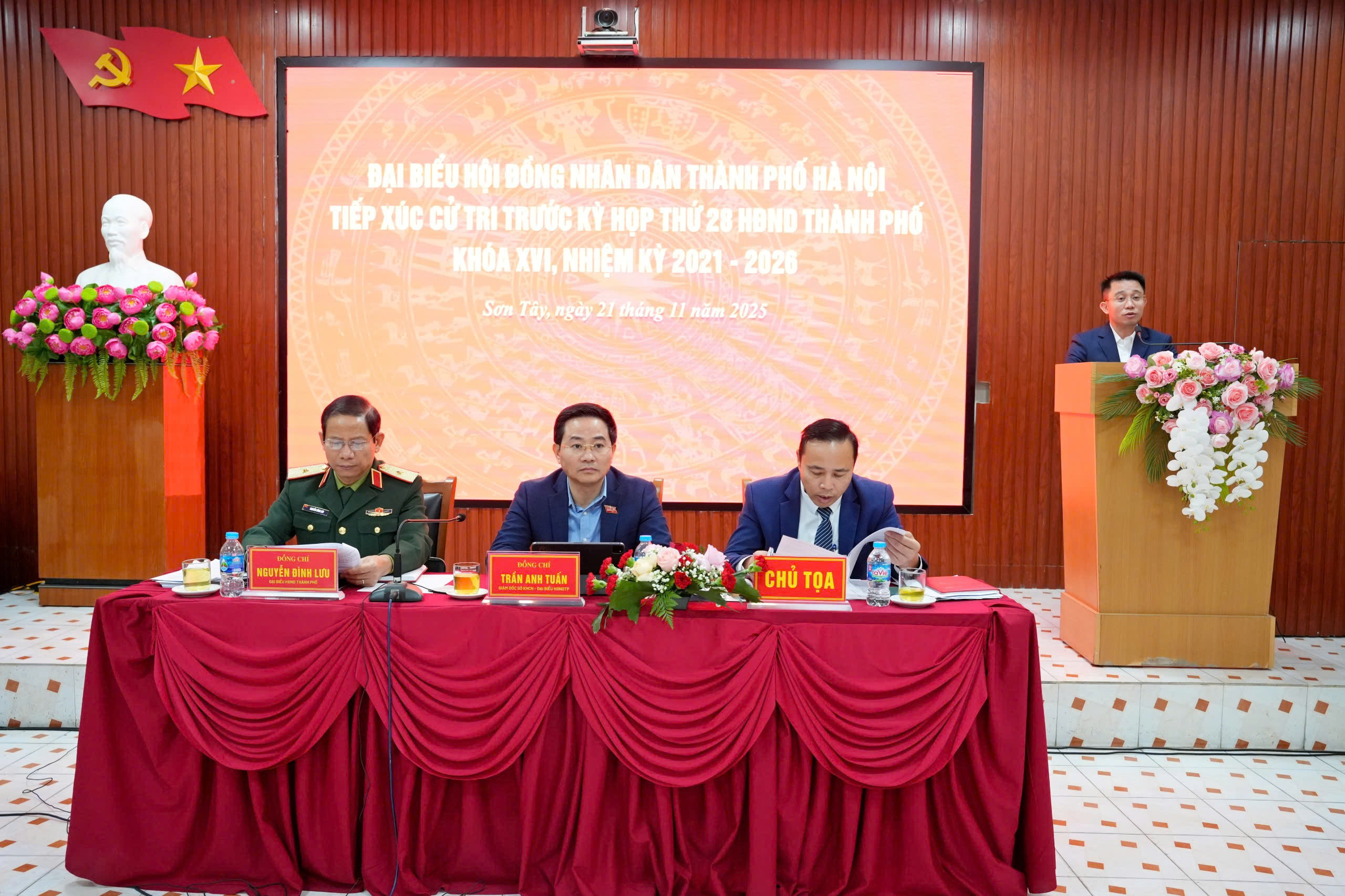 Cử tri đề nghị chuyển mục đích sử dụng các trụ sở các UBND xã, phường cũ bỏ không - ảnh 1