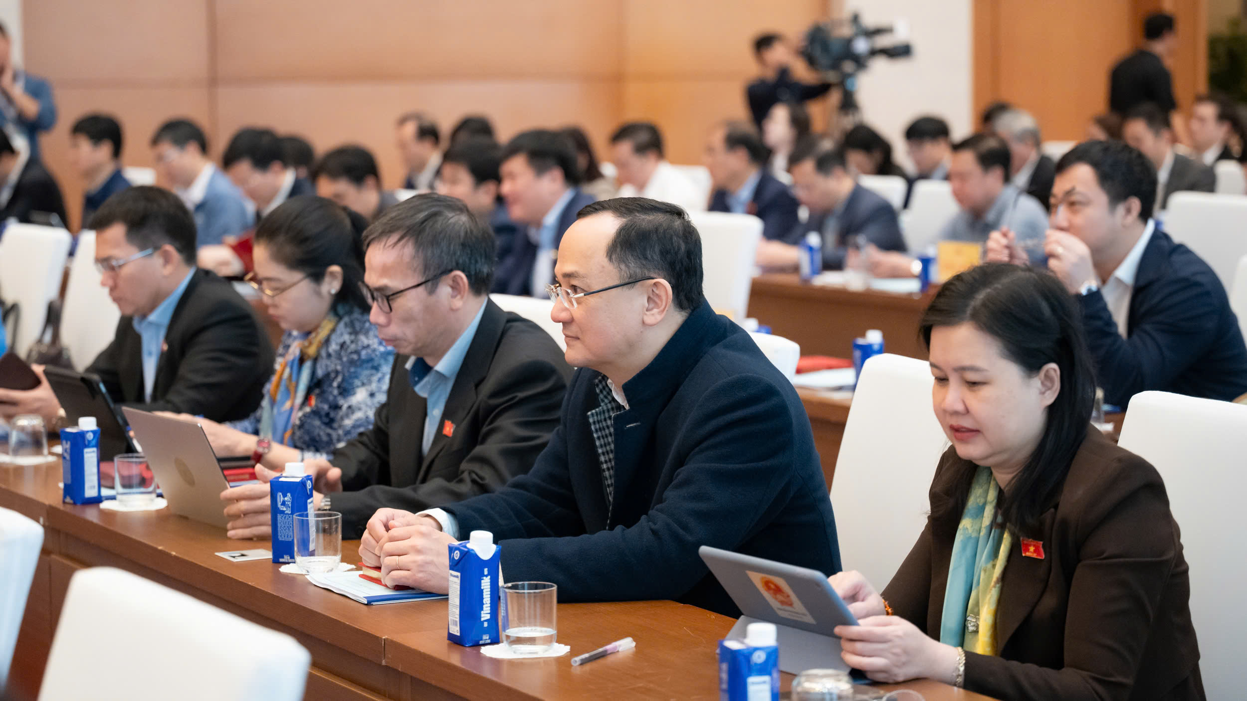 Đổi mới và hoàn thiện pháp luật về kinh tế thị trường định hướng xã hội chủ nghĩa - ảnh 3