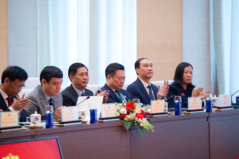 “Hoàn thiện thể chế, pháp luật đáp ứng yêu cầu phát triển đất nước trong kỷ nguyên mới”. - ảnh 4