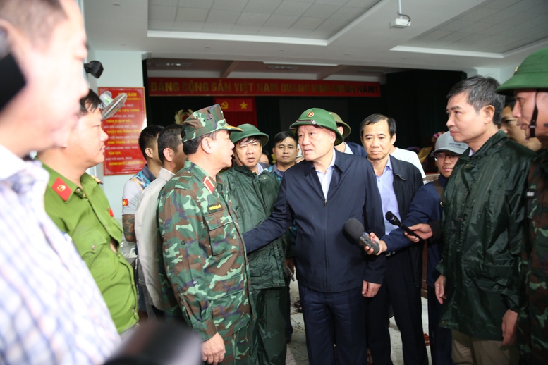 Nỗ lực giảm thiểu thiệt hại do mưa lũ gây ra - ảnh 2