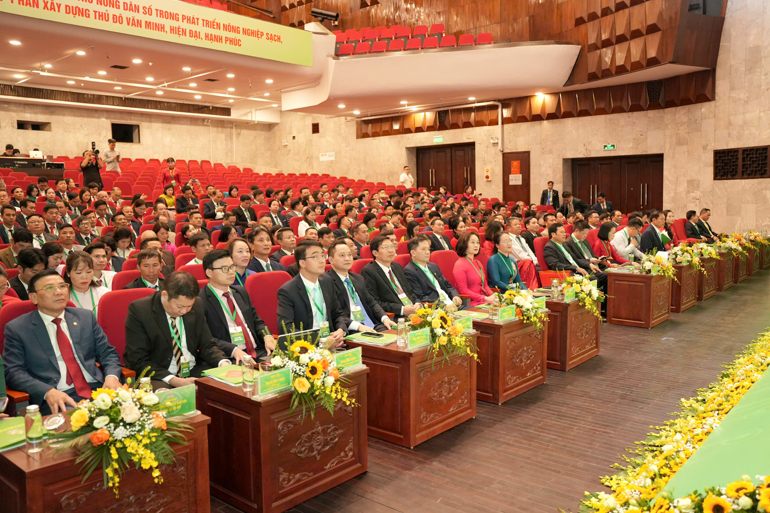 Đại hội đại biểu Hội Nông dân thành phố Hà Nội lần thứ XI khai mạc phiên thứ nhất - ảnh 1