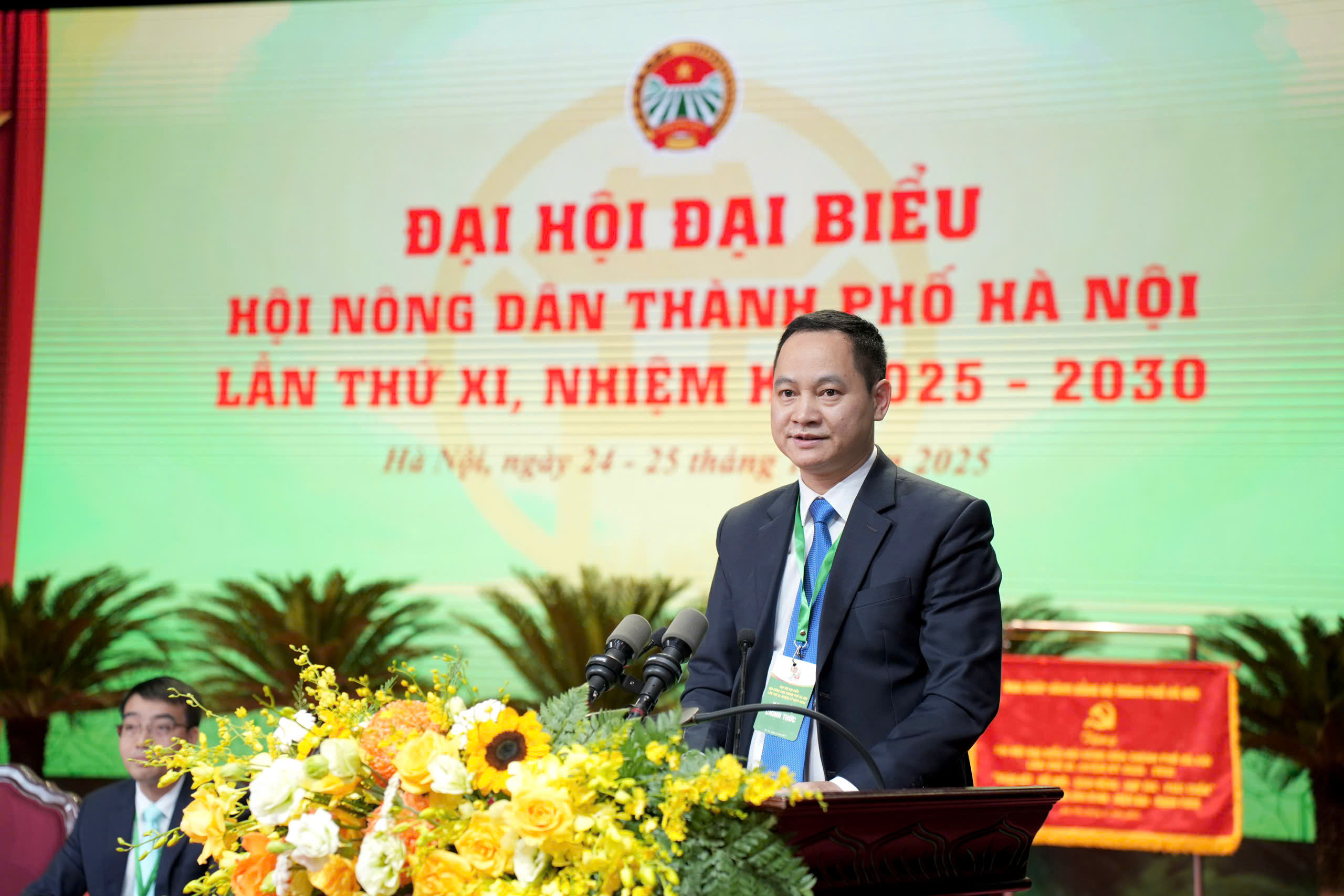 Đại hội đại biểu Hội Nông dân thành phố Hà Nội lần thứ XI khai mạc phiên thứ nhất - ảnh 6