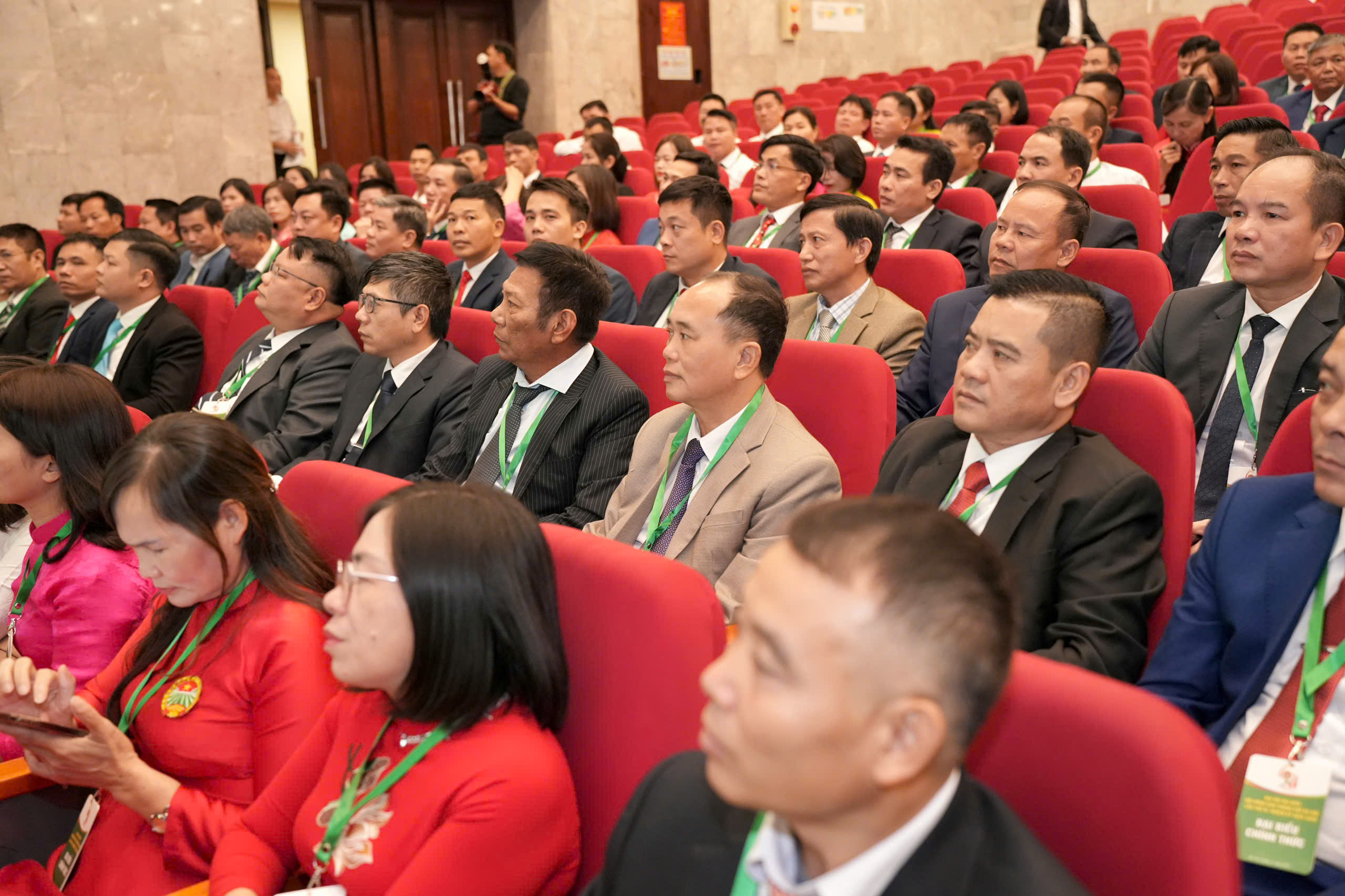 Đại hội đại biểu Hội Nông dân thành phố Hà Nội lần thứ XI khai mạc phiên thứ nhất - ảnh 4