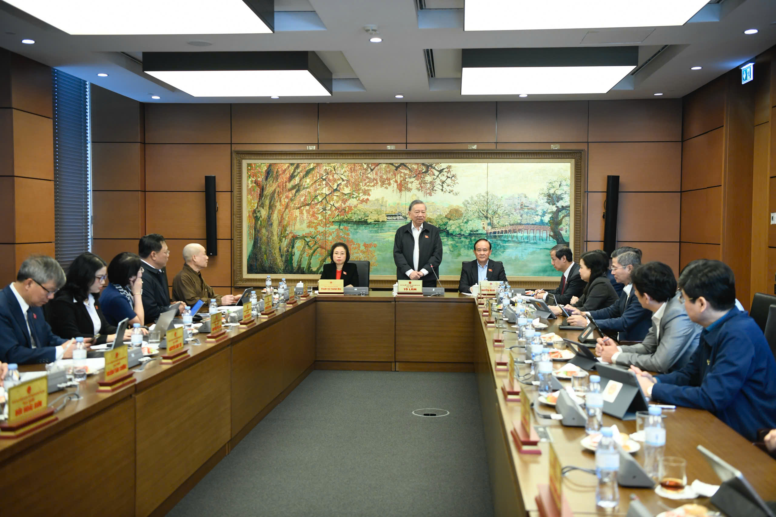 Tổng Bí thư Tô Lâm: Xác định chương trình “Mục tiêu Quốc gia” không chỉ của ngành y tế hay giáo dục mà phải là nhiệm vụ của toàn xã hội. - ảnh 3